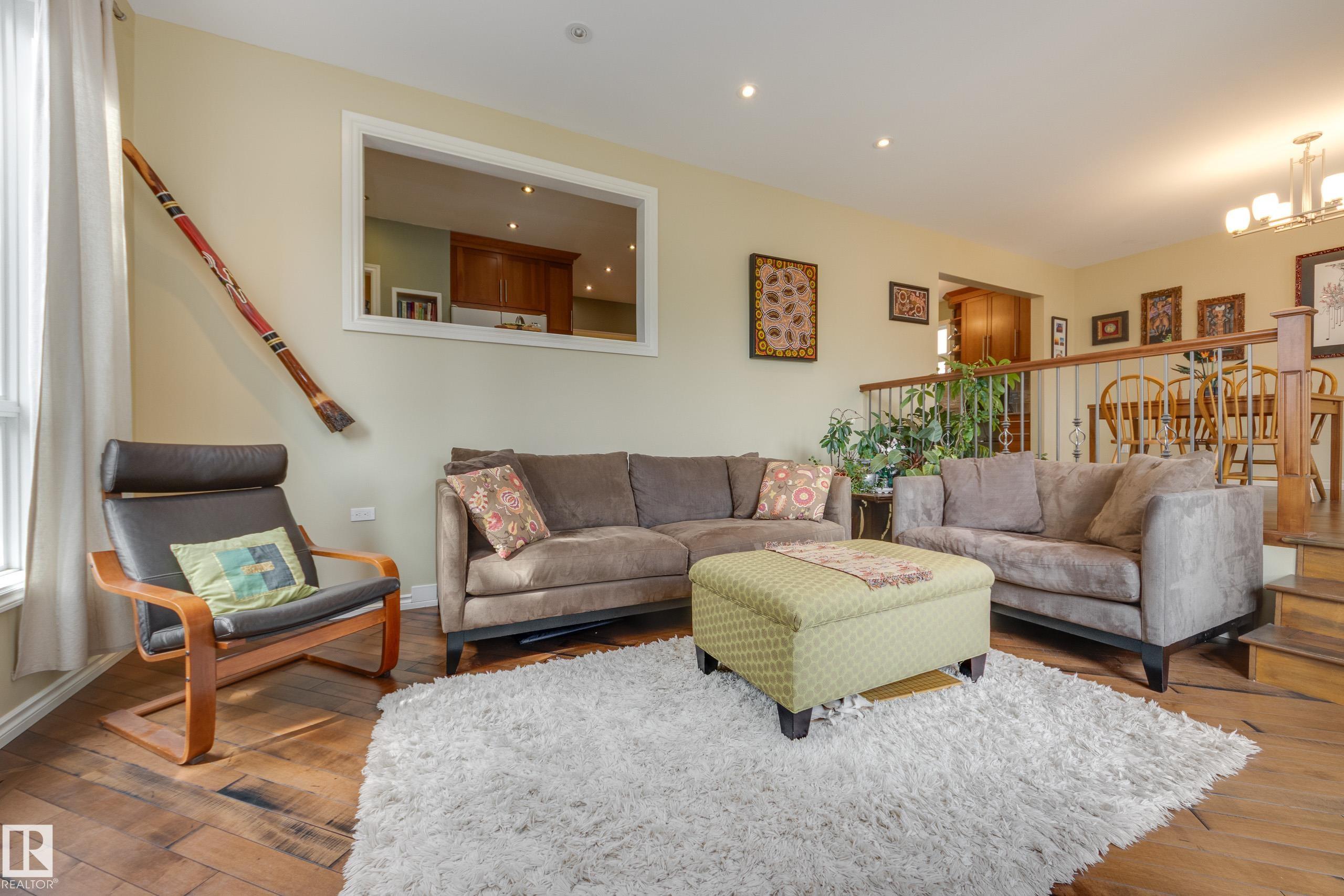 Photo 18 at 9327 75 Avenue NW, Ritchie, Edmonton