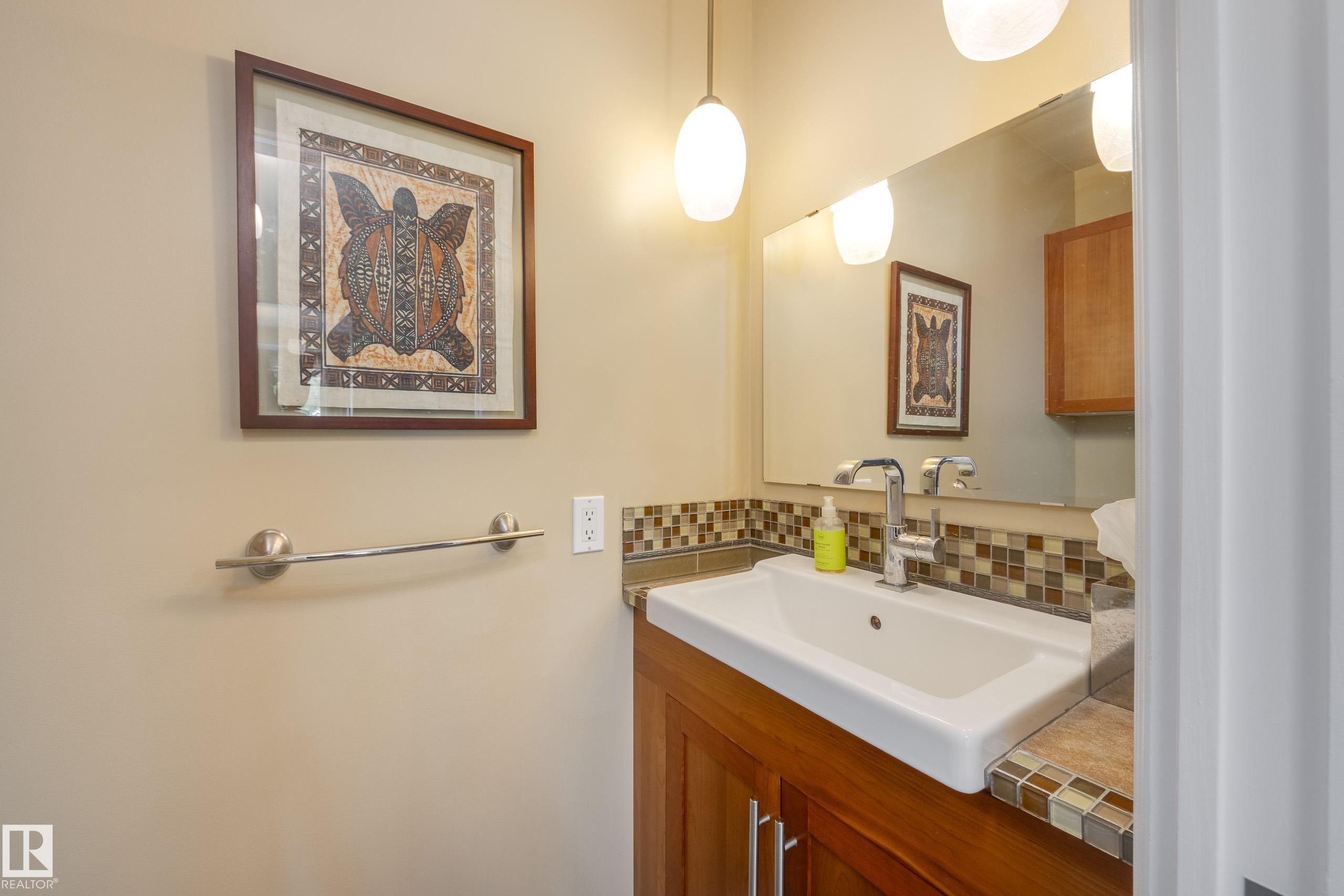 Photo 20 at 9327 75 Avenue NW, Ritchie, Edmonton
