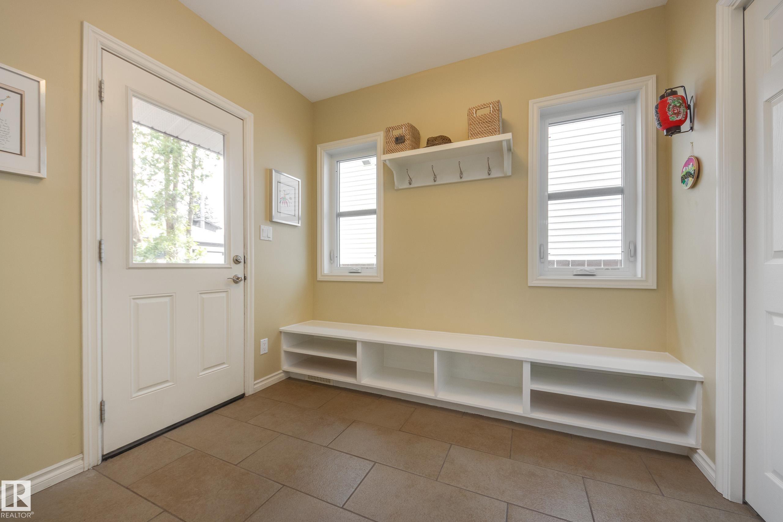 Photo 21 at 9327 75 Avenue NW, Ritchie, Edmonton
