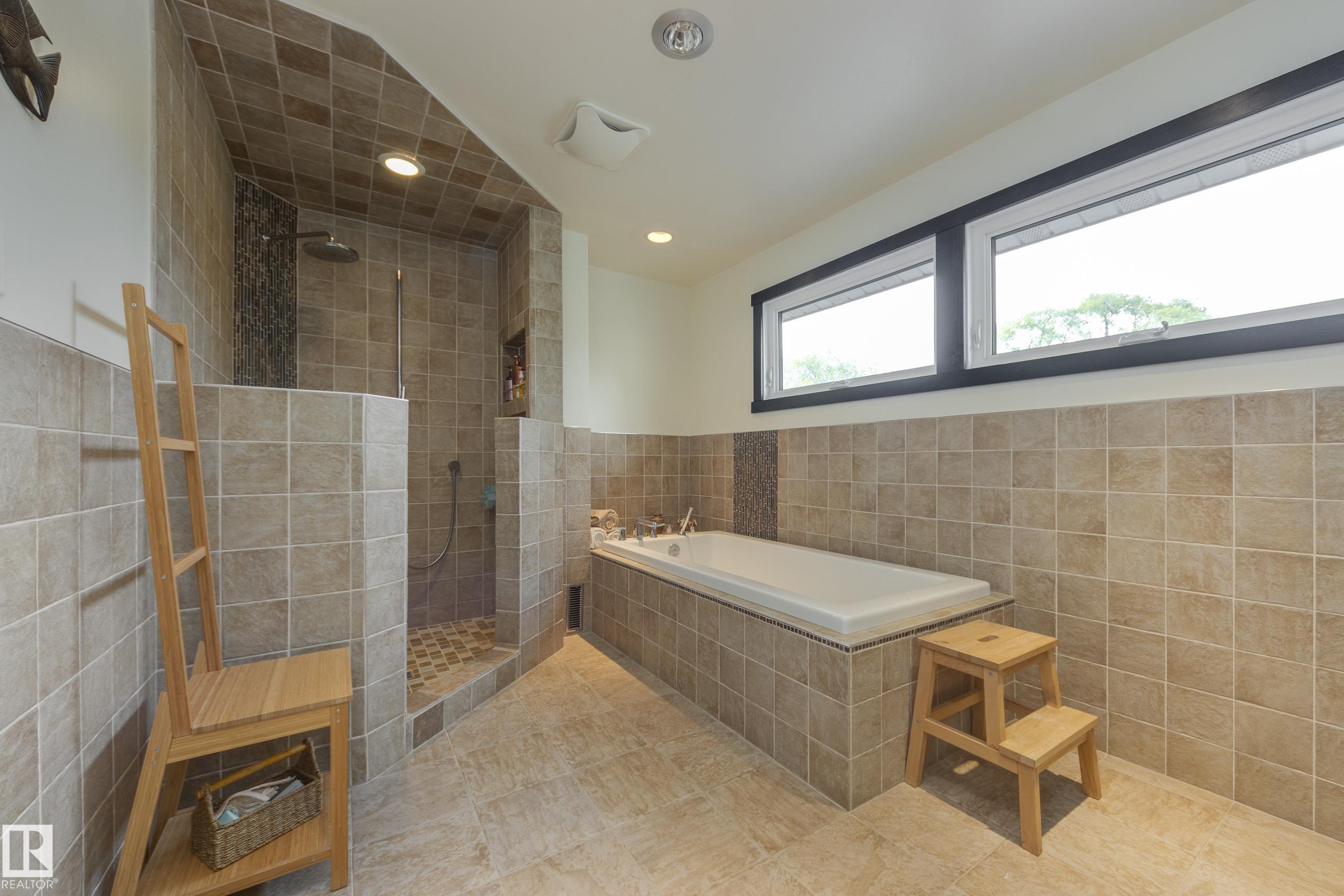 Photo 30 at 9327 75 Avenue NW, Ritchie, Edmonton