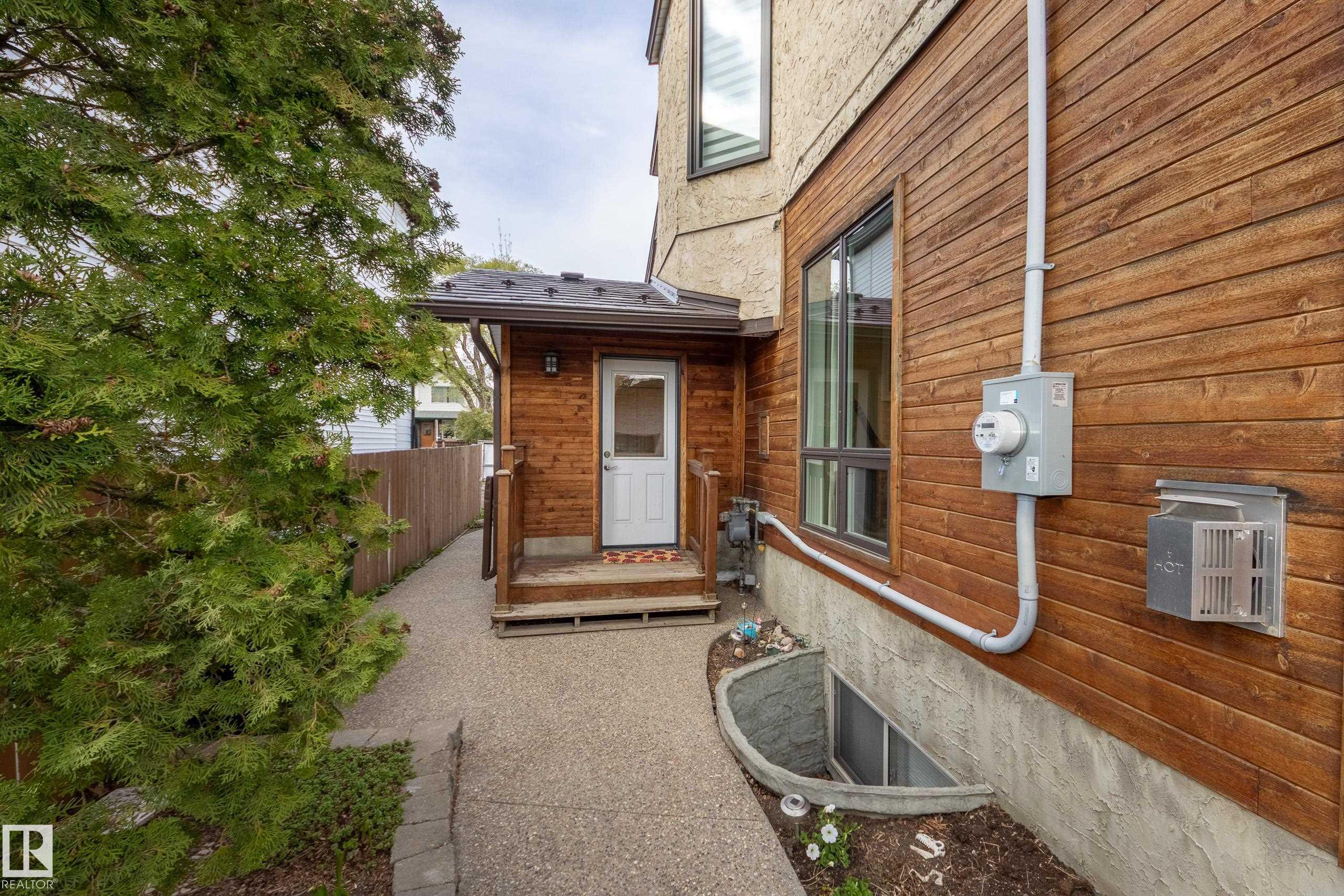 Photo 43 at 9327 75 Avenue NW, Ritchie, Edmonton