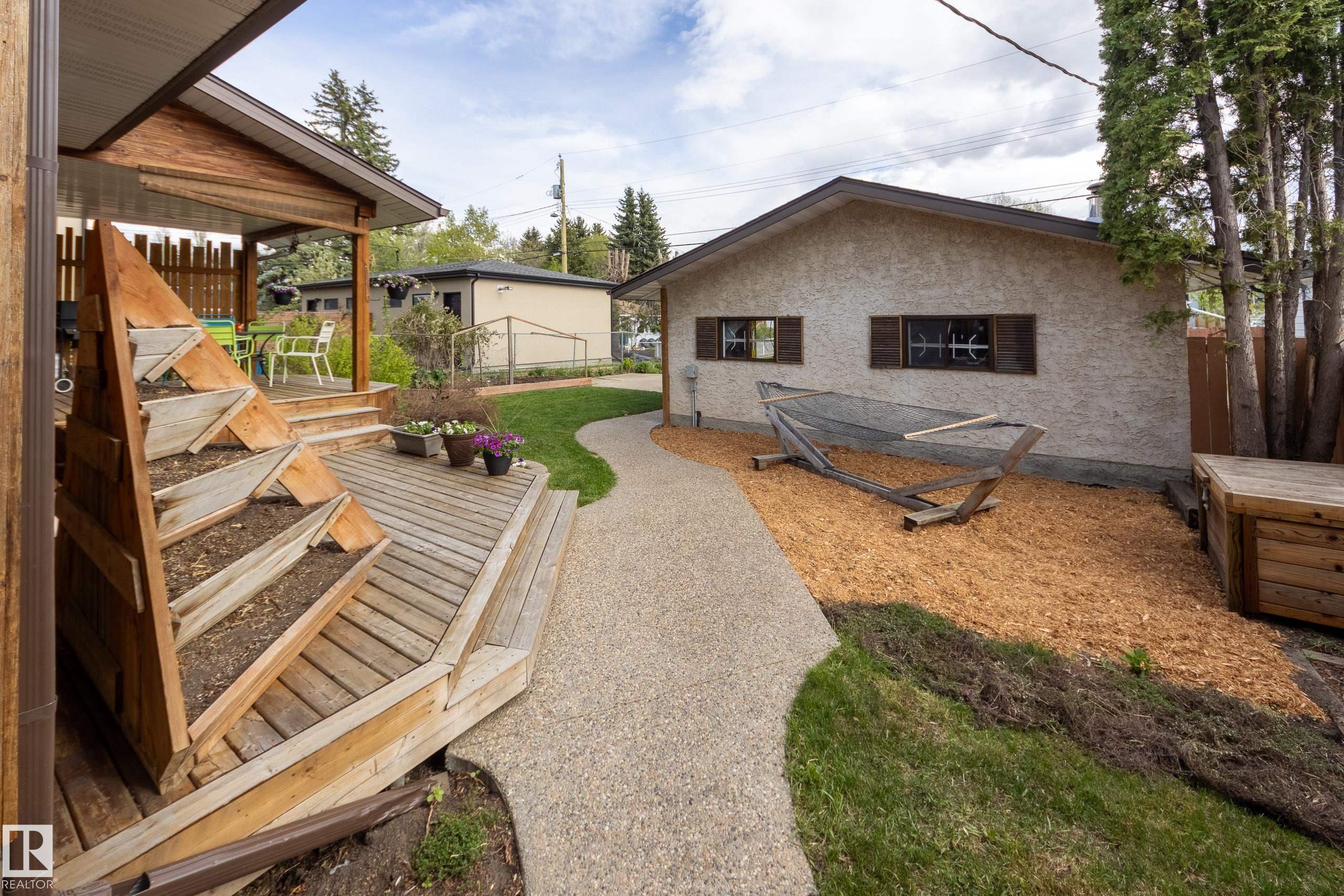 Photo 44 at 9327 75 Avenue NW, Ritchie, Edmonton