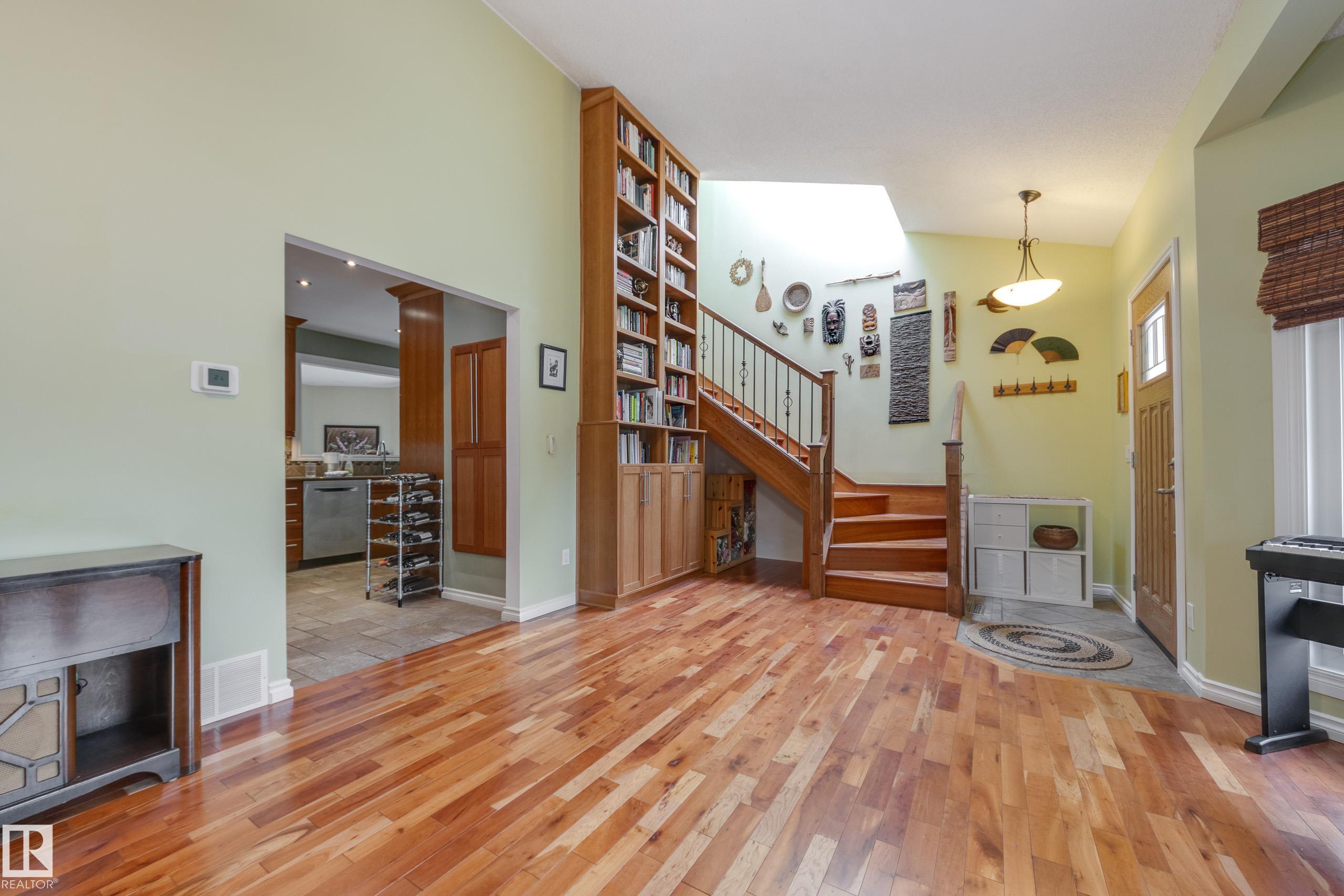 Picture for 9327 75 AV NW