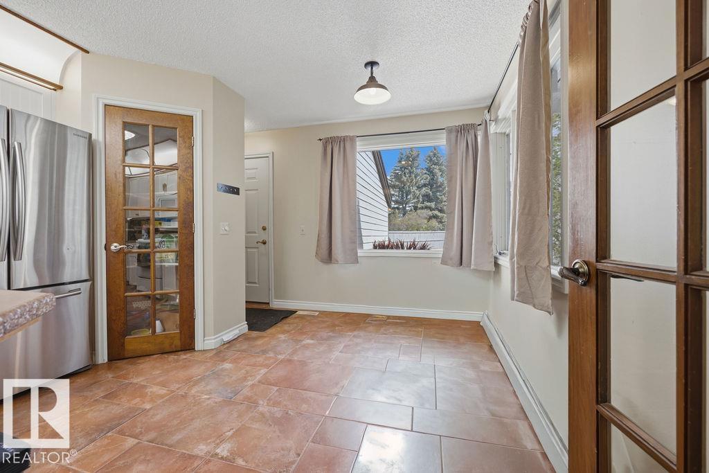 Photo 7 at 665 Woodbridge Way, Woodbridge Farms, Sherwood Park