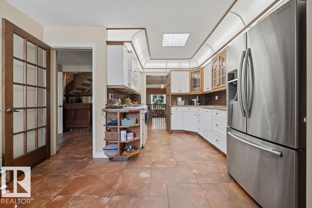 Photo 9 at 665 Woodbridge Way, Woodbridge Farms, Sherwood Park