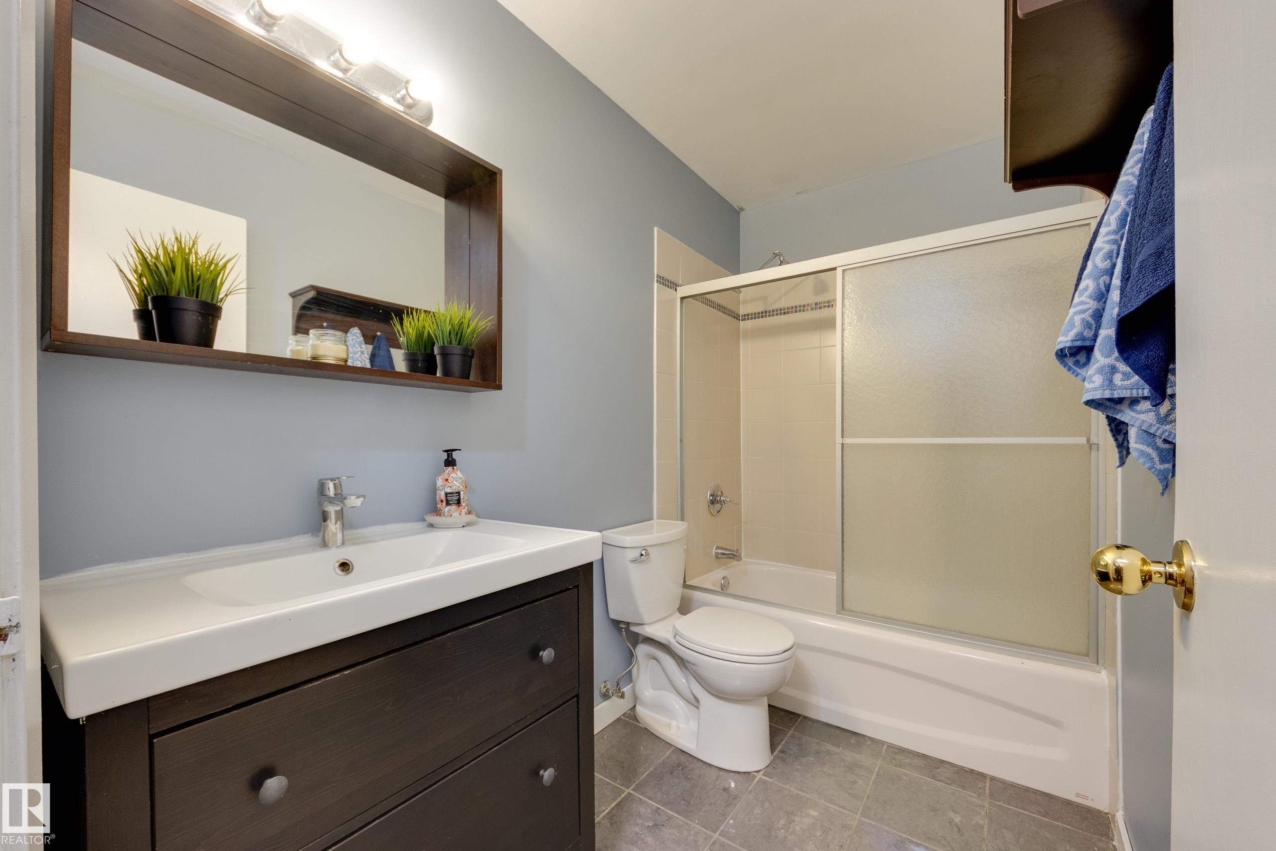 Photo 20 at 103 - 9930 113 Street NW, Wîhkwêntôwin, Edmonton