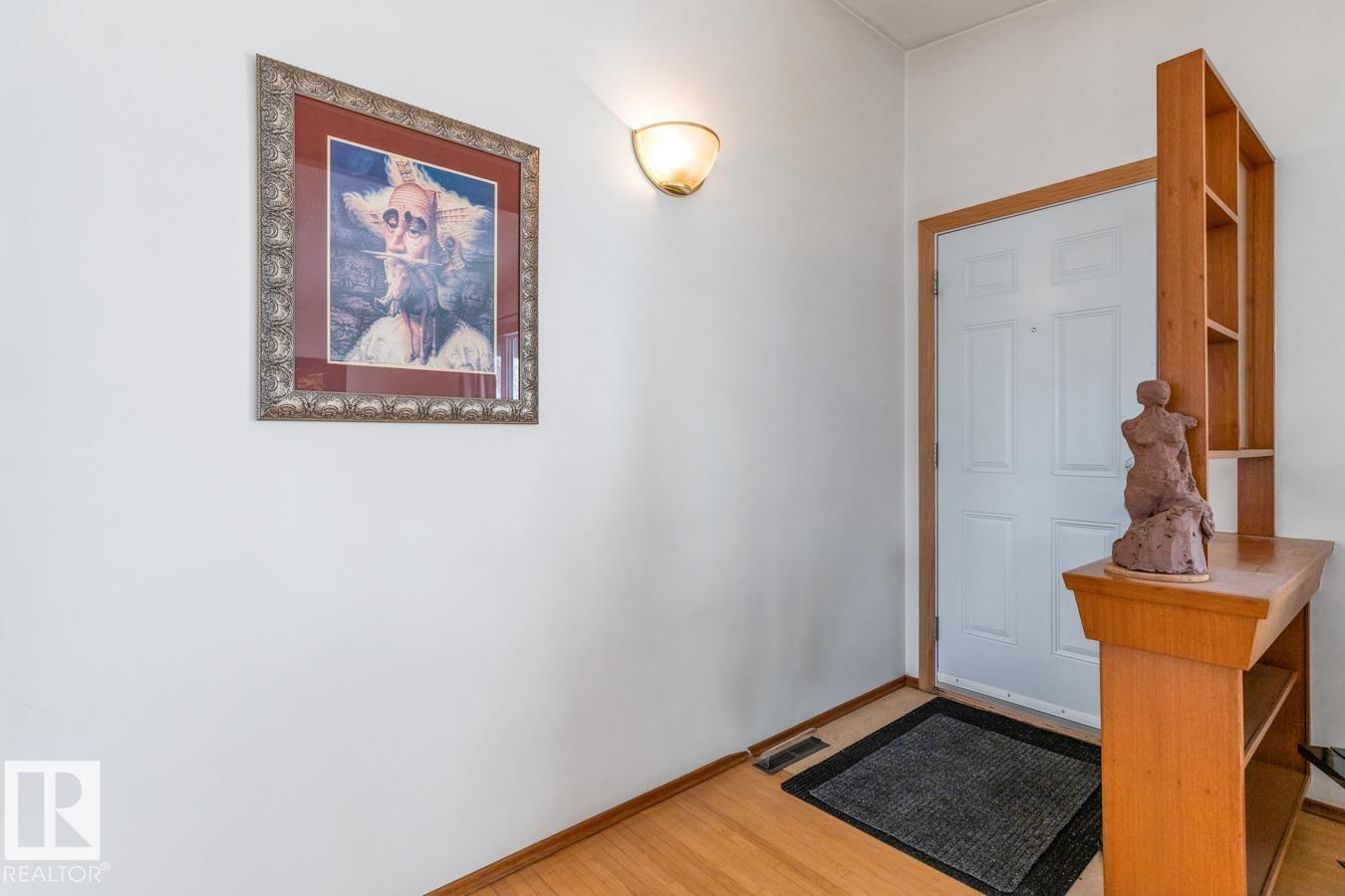 Photo 11 at 13437 118 Street NW, Kensington, Edmonton
