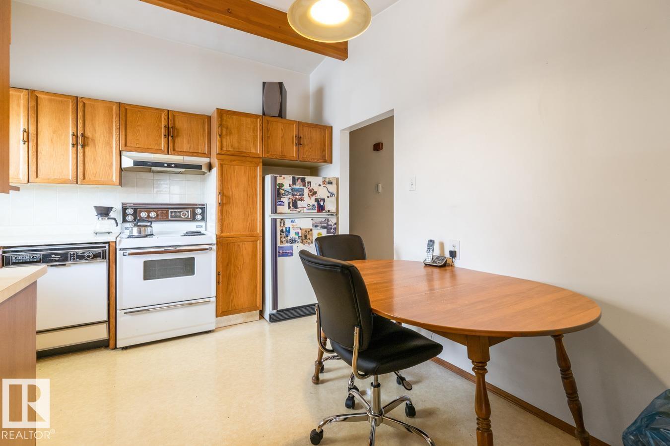 Photo 13 at 13437 118 Street NW, Kensington, Edmonton