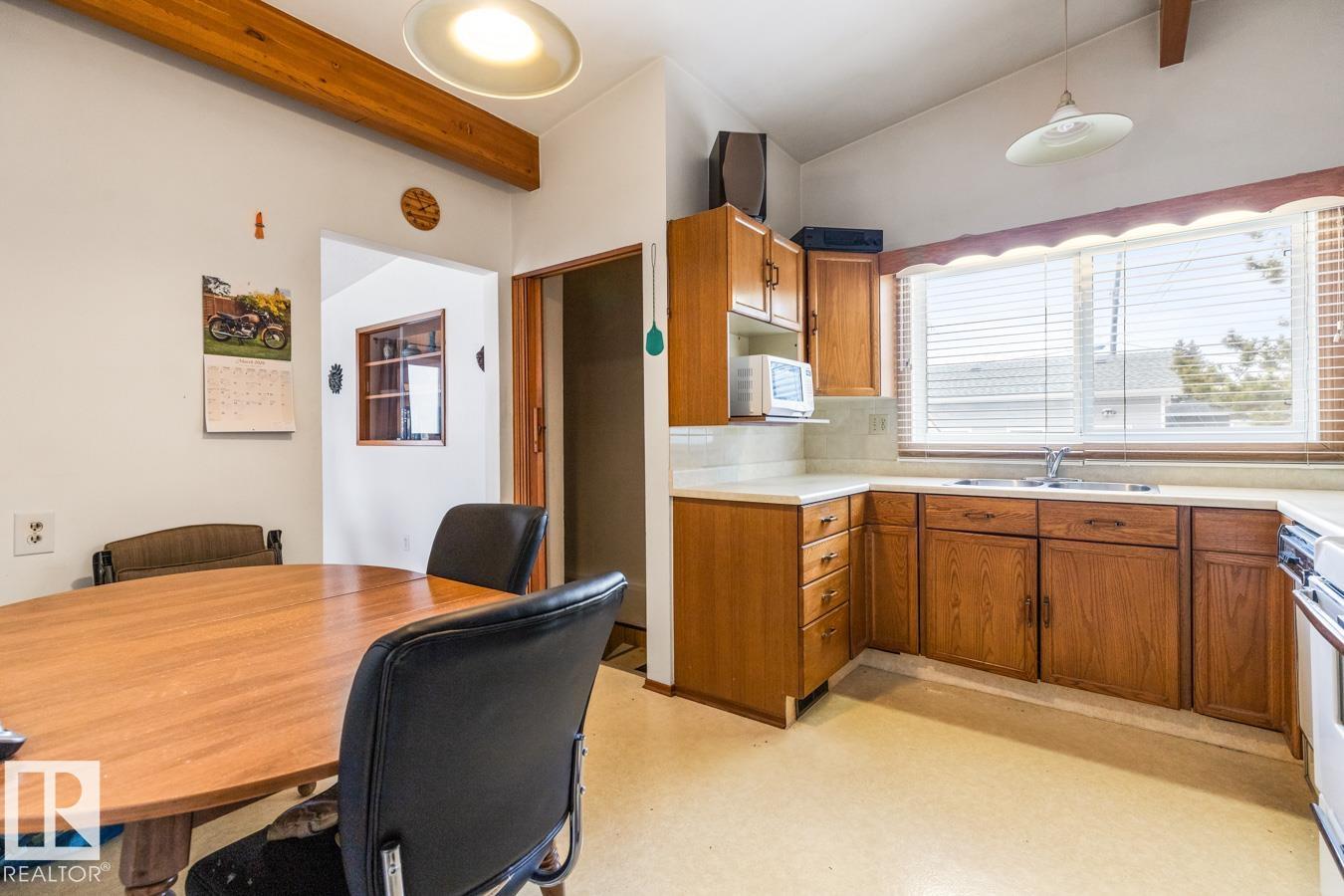 Photo 15 at 13437 118 Street NW, Kensington, Edmonton