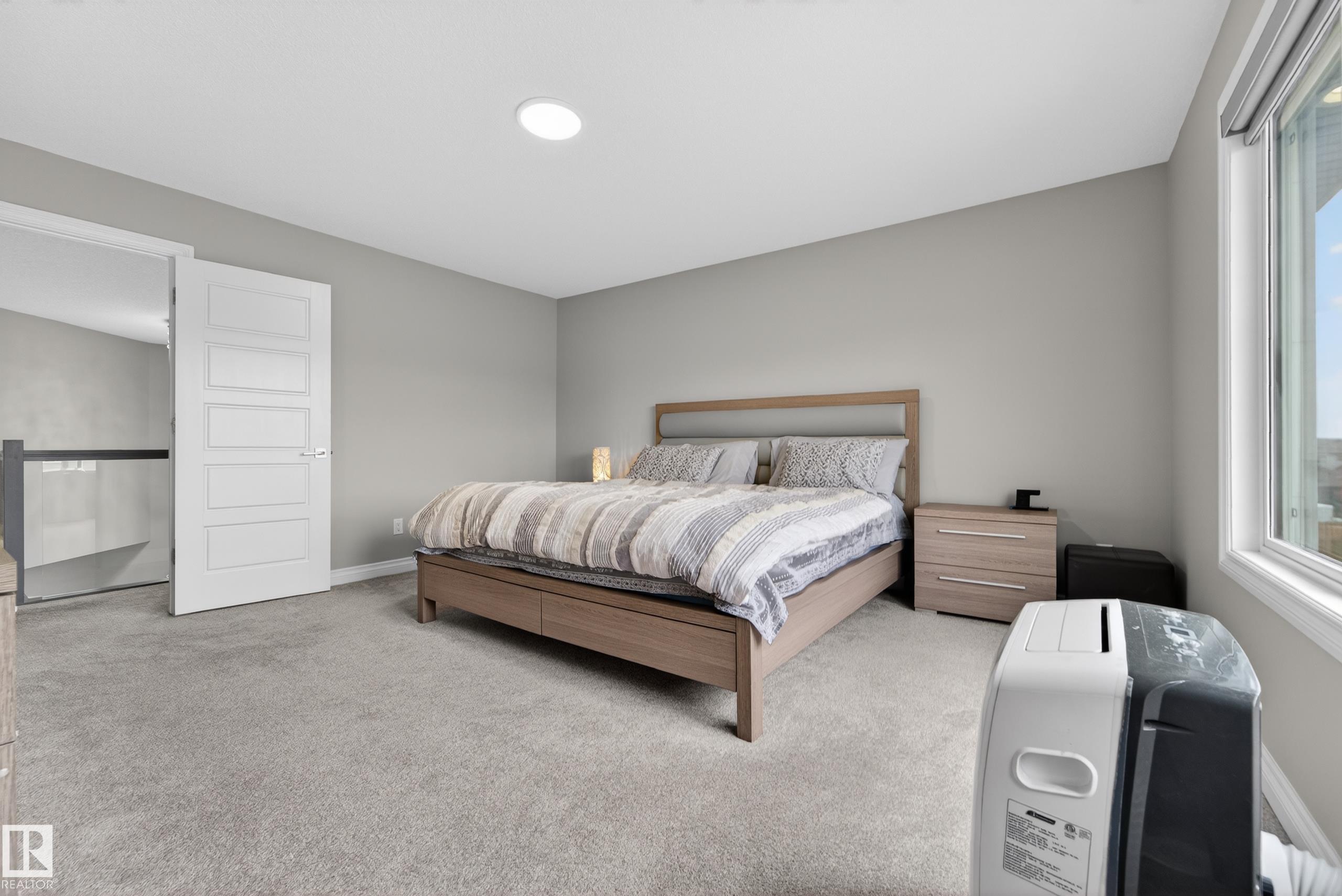https://zimg.paragon.ice.com/ParagonImages/Property/PM/RAE/225402237/44/0/0/660c66d5fd310cf6ba77735e7f356811/1/d201d81a0a1644bd940303549f34ea7a/225402237-a608c34f-aead-4bdf-ab05-d425fa722192.JPG