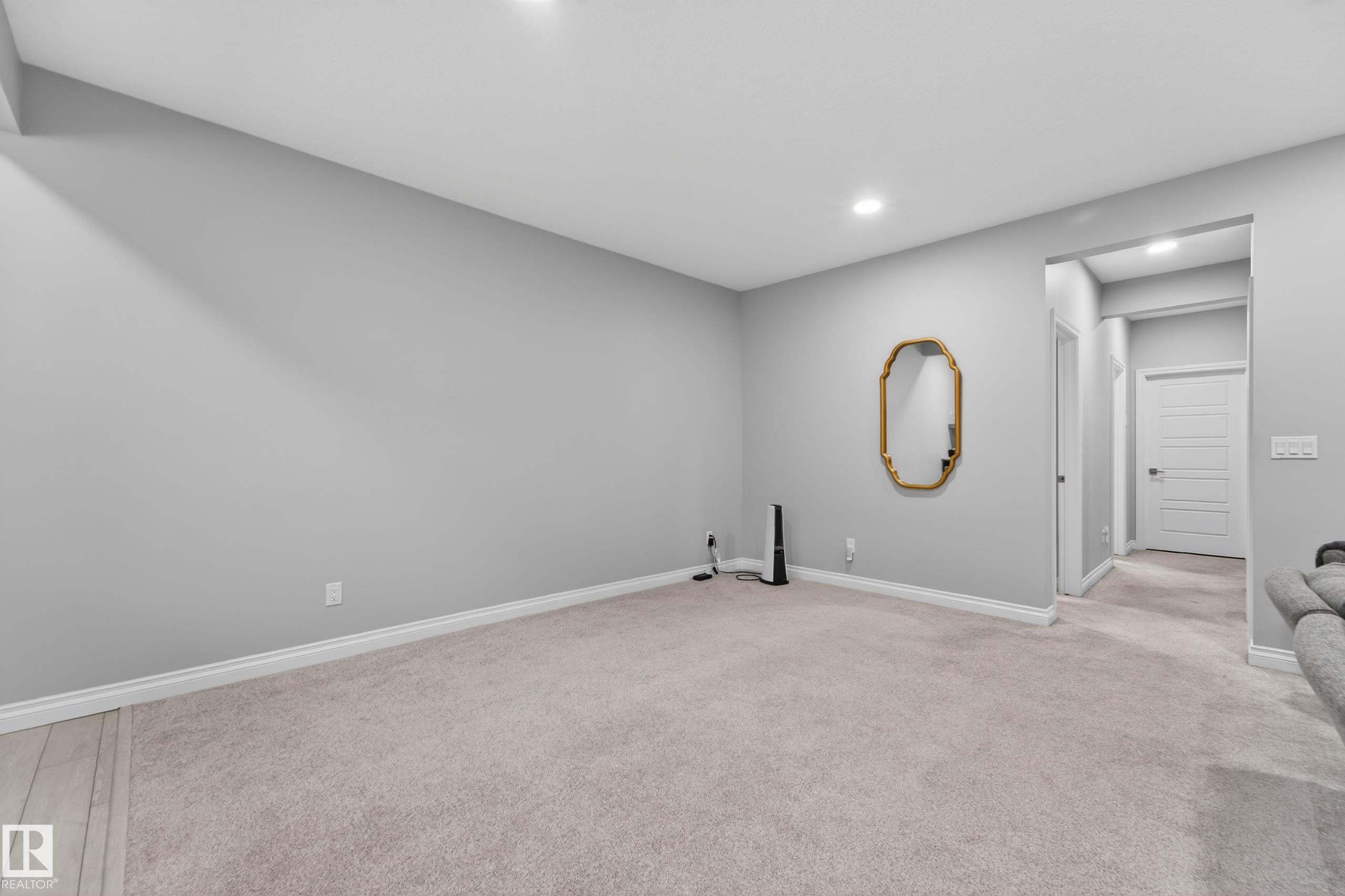 https://zimg.paragon.ice.com/ParagonImages/Property/PM/RAE/225402237/58/0/0/41a577aef340c2ba30bd24fb8fc99de6/1/d201d81a0a1644bd940303549f34ea7a/225402237-2d474835-f026-4a72-90b1-bf29d4d92359.JPG