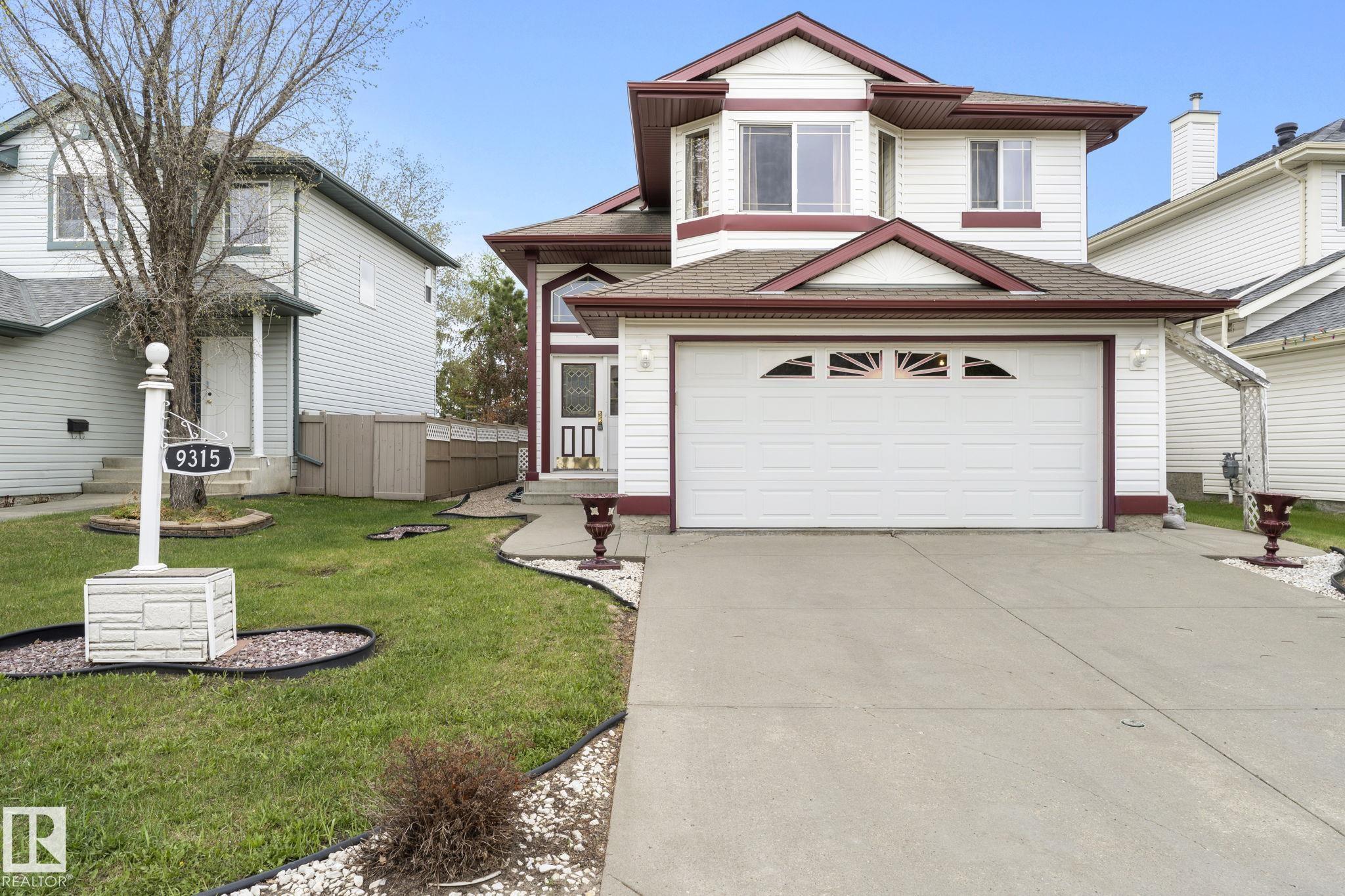 9315 162 Avenue NW, Eaux Claires, Edmonton