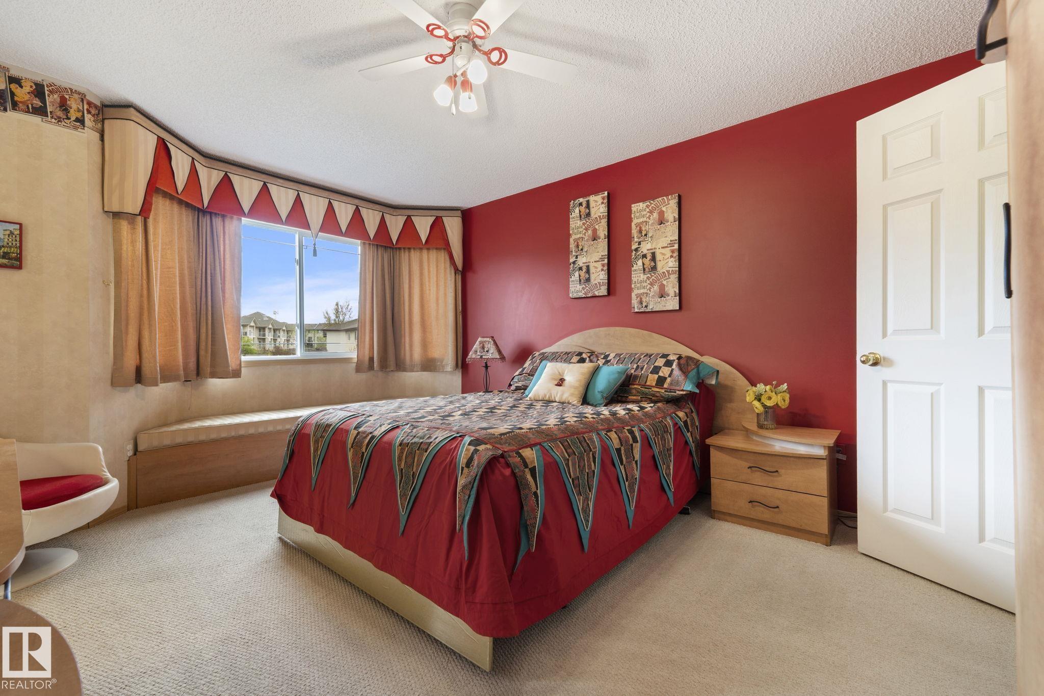 Photo 31 at 9315 162 Avenue NW, Eaux Claires, Edmonton