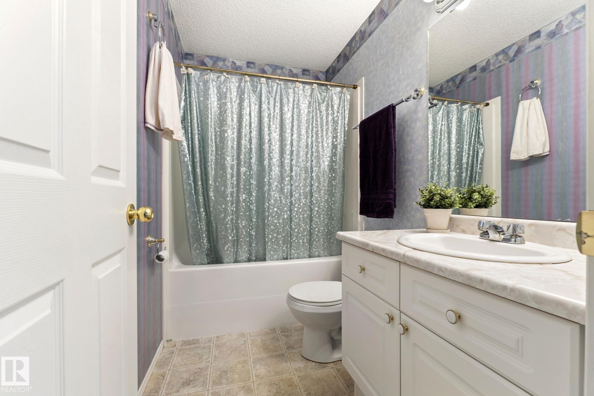 Photo 39 at 9315 162 Avenue NW, Eaux Claires, Edmonton