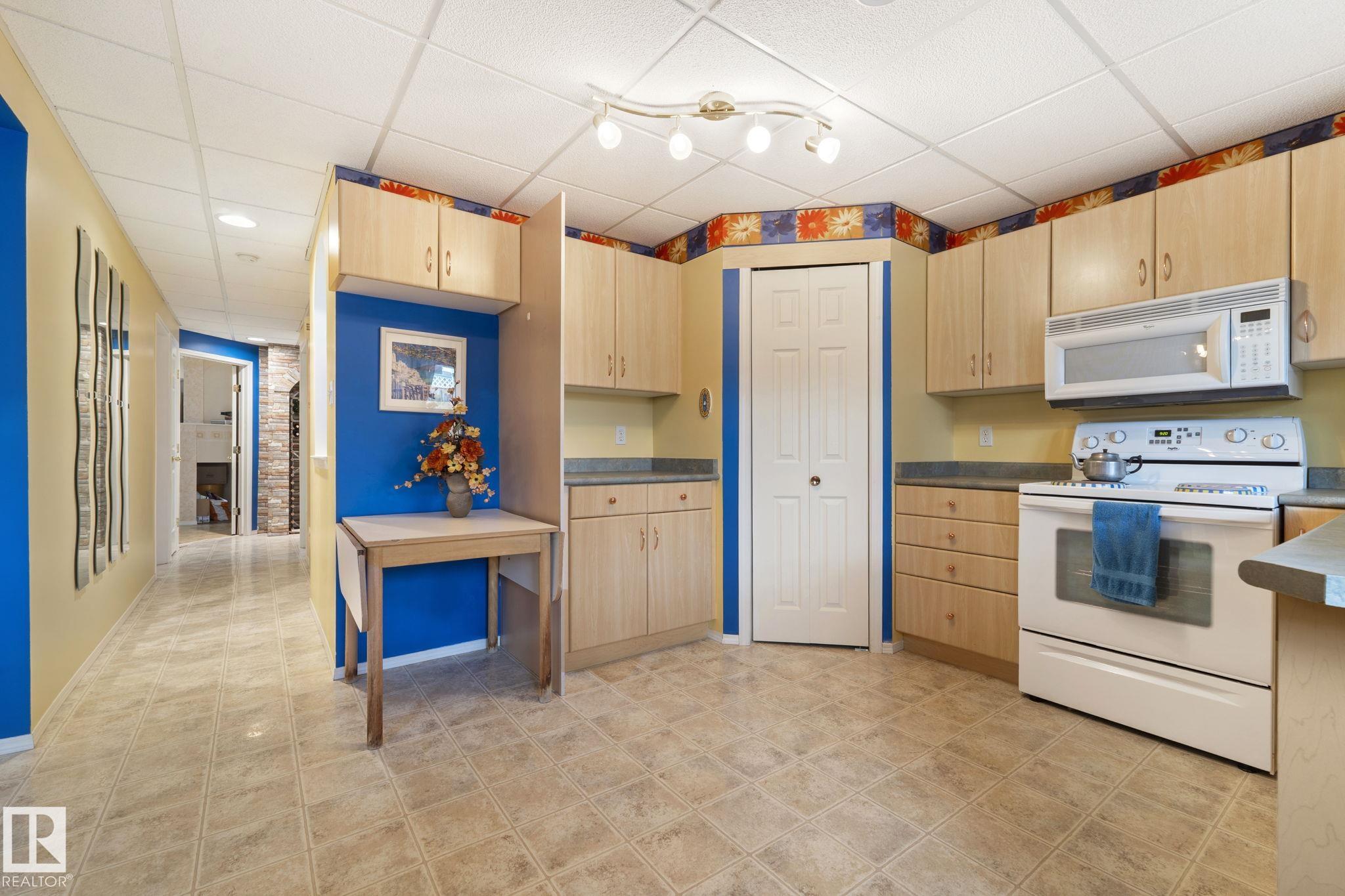 Photo 52 at 9315 162 Avenue NW, Eaux Claires, Edmonton