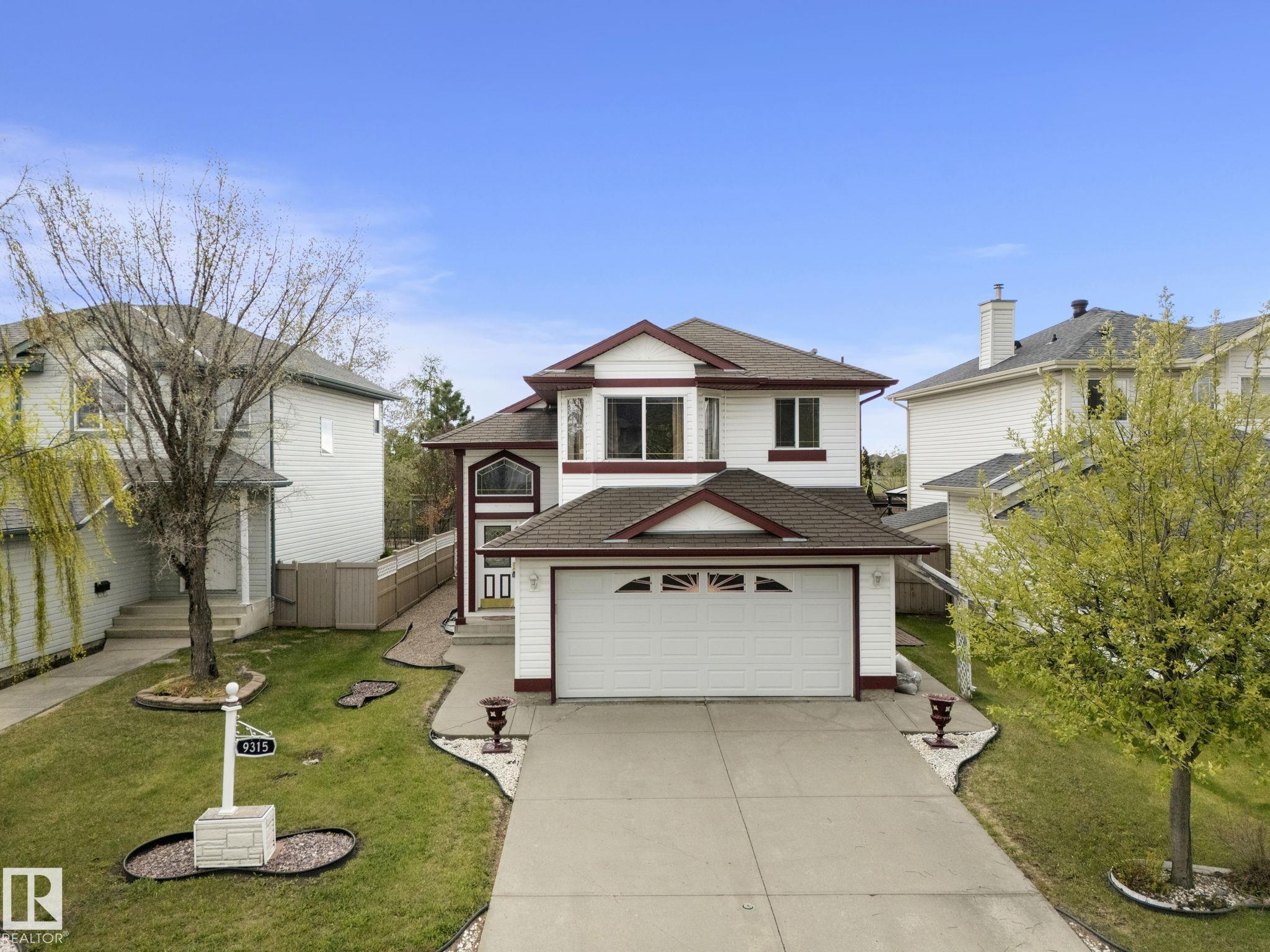 Photo 65 at 9315 162 Avenue NW, Eaux Claires, Edmonton