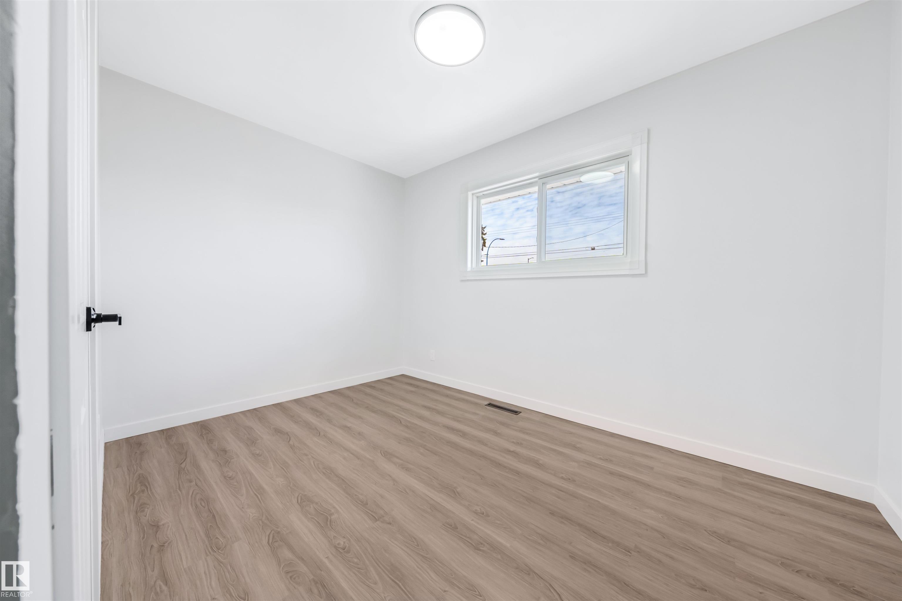 Photo 19 at 4238 117 Avenue NW, Beverly Heights, Edmonton