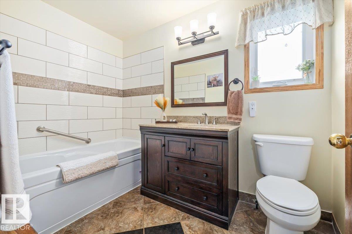 Photo 12 at 5611 152b Avenue NW, Casselman, Edmonton