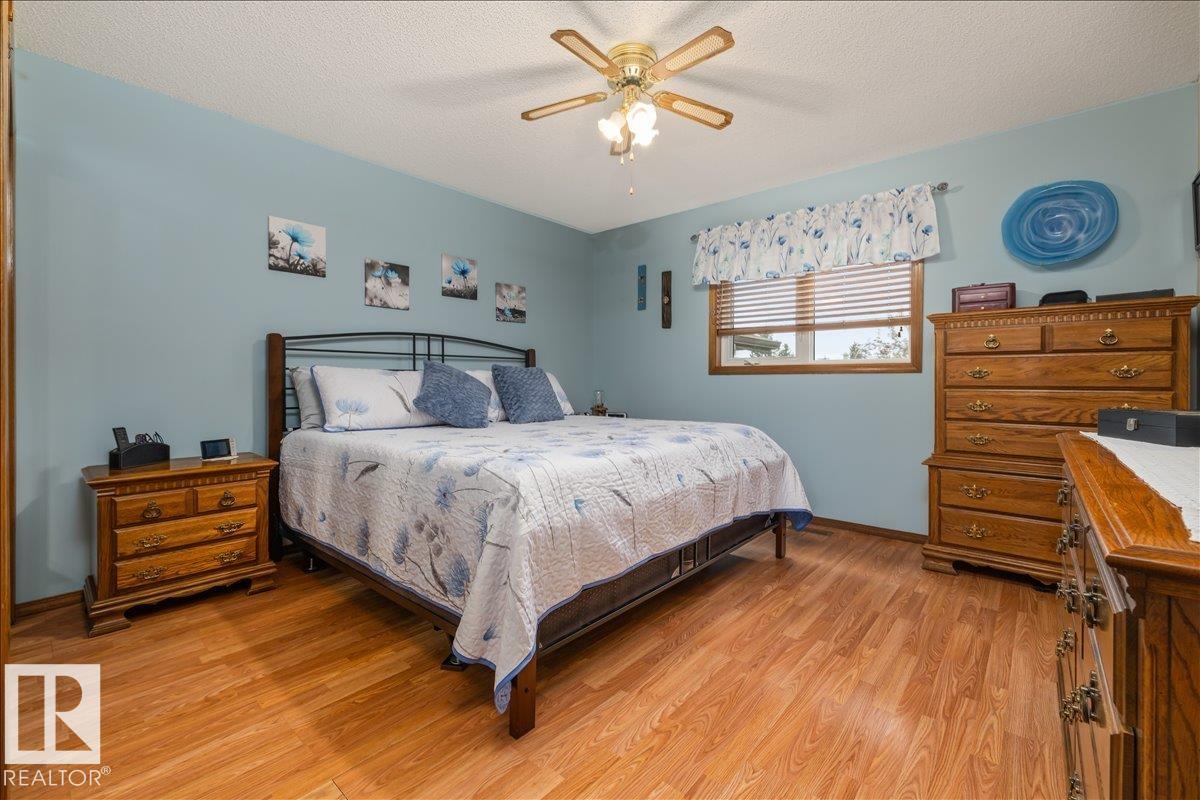 Photo 13 at 5611 152b Avenue NW, Casselman, Edmonton