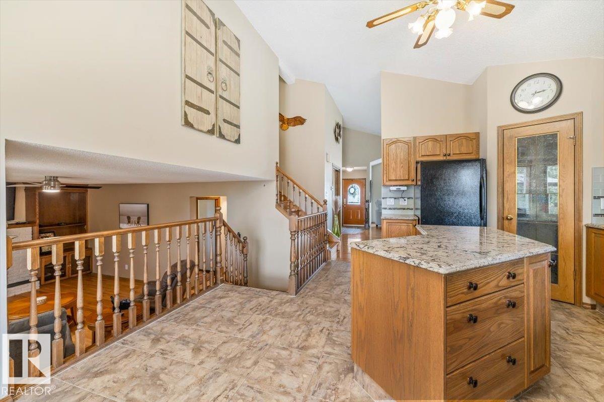 Photo 20 at 5611 152b Avenue NW, Casselman, Edmonton