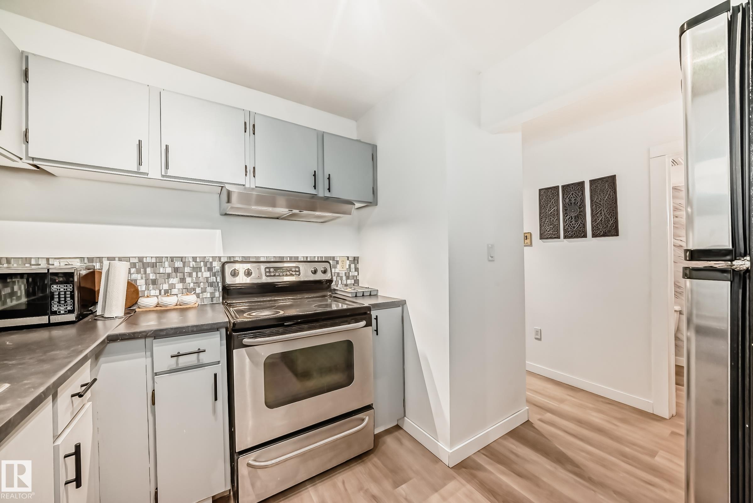 Photo 18 at G3 - 10138 116 Street NW, Wîhkwêntôwin, Edmonton