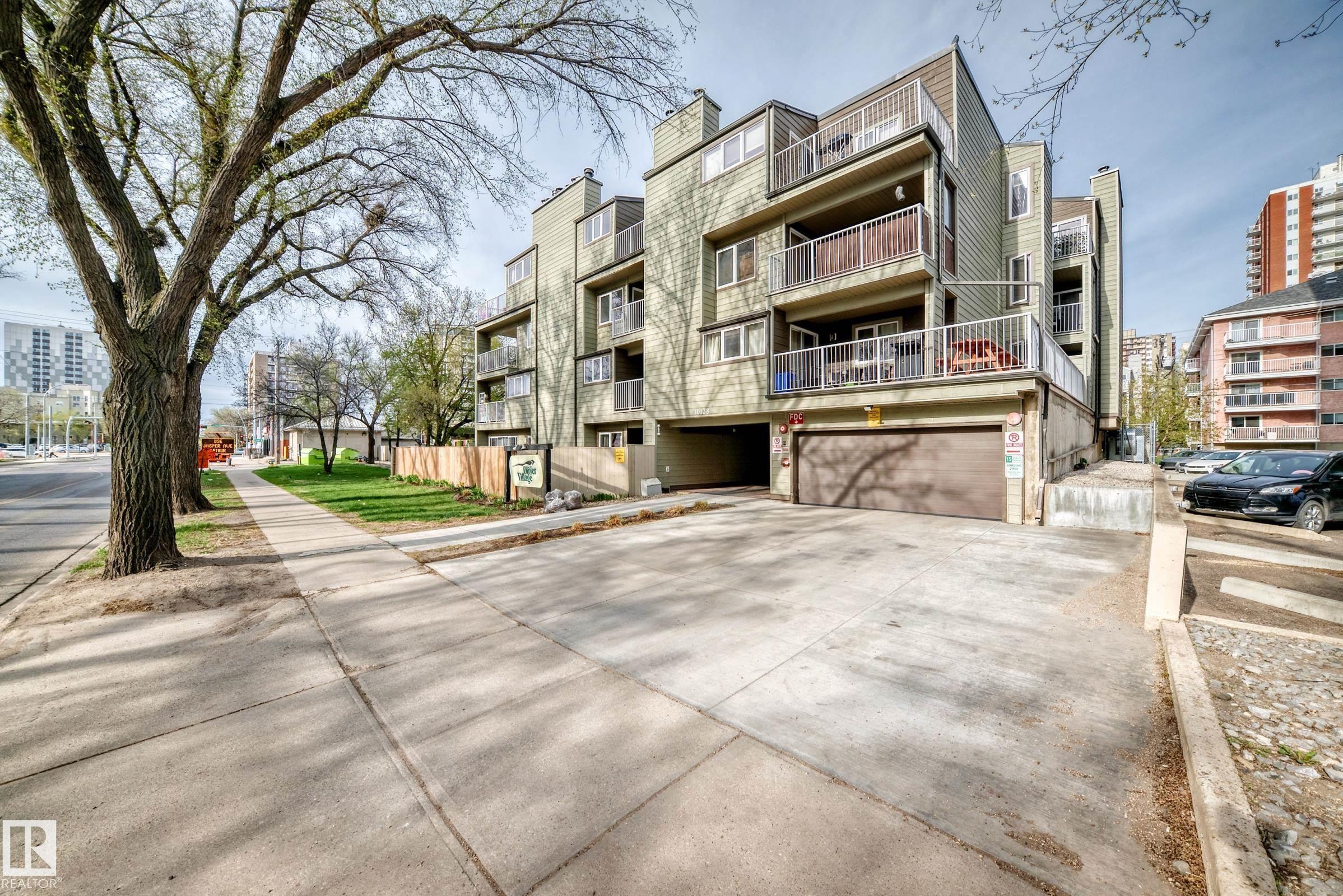 G3 - 10138 116 Street NW, Wîhkwêntôwin, Edmonton