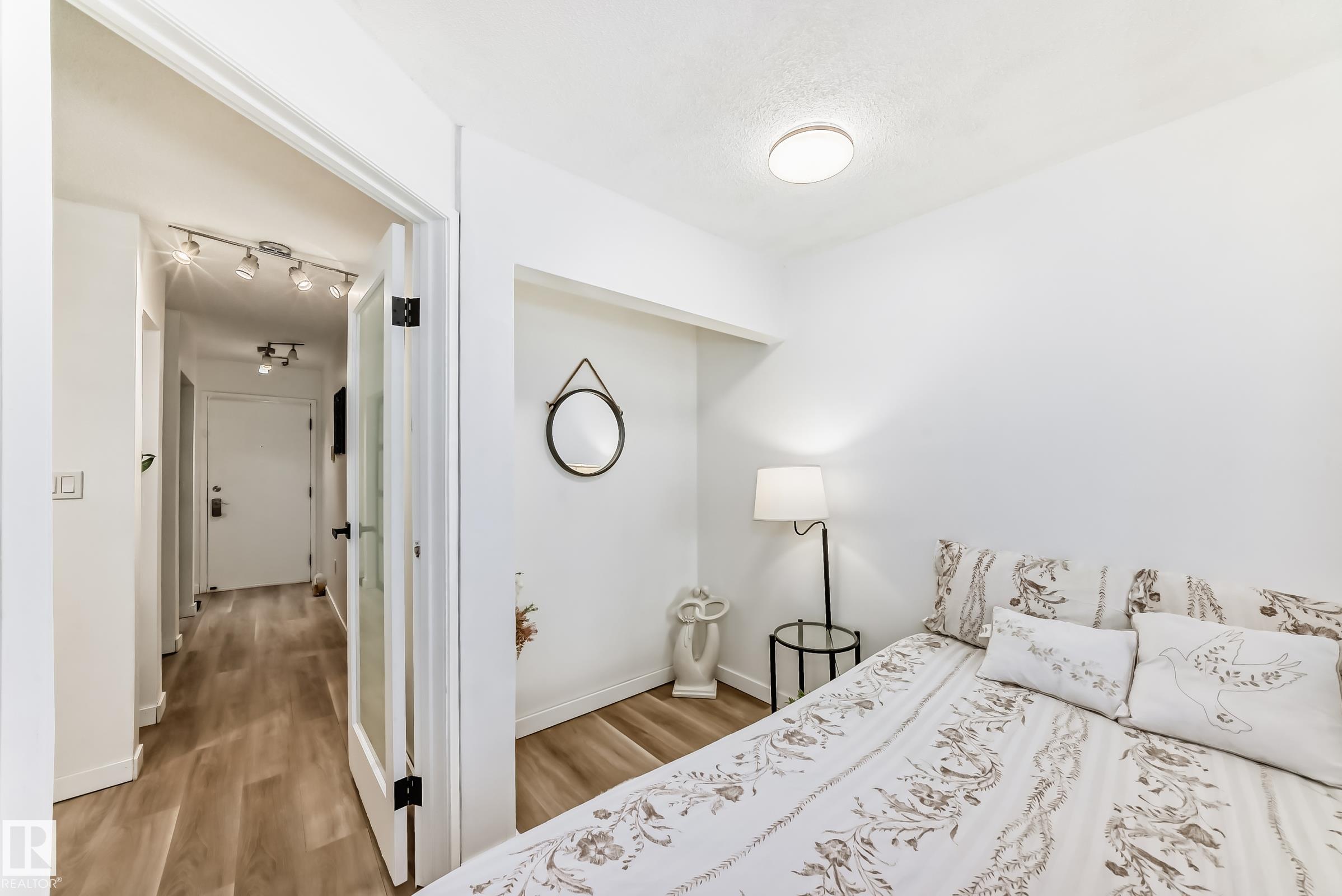 Photo 22 at G3 - 10138 116 Street NW, Wîhkwêntôwin, Edmonton