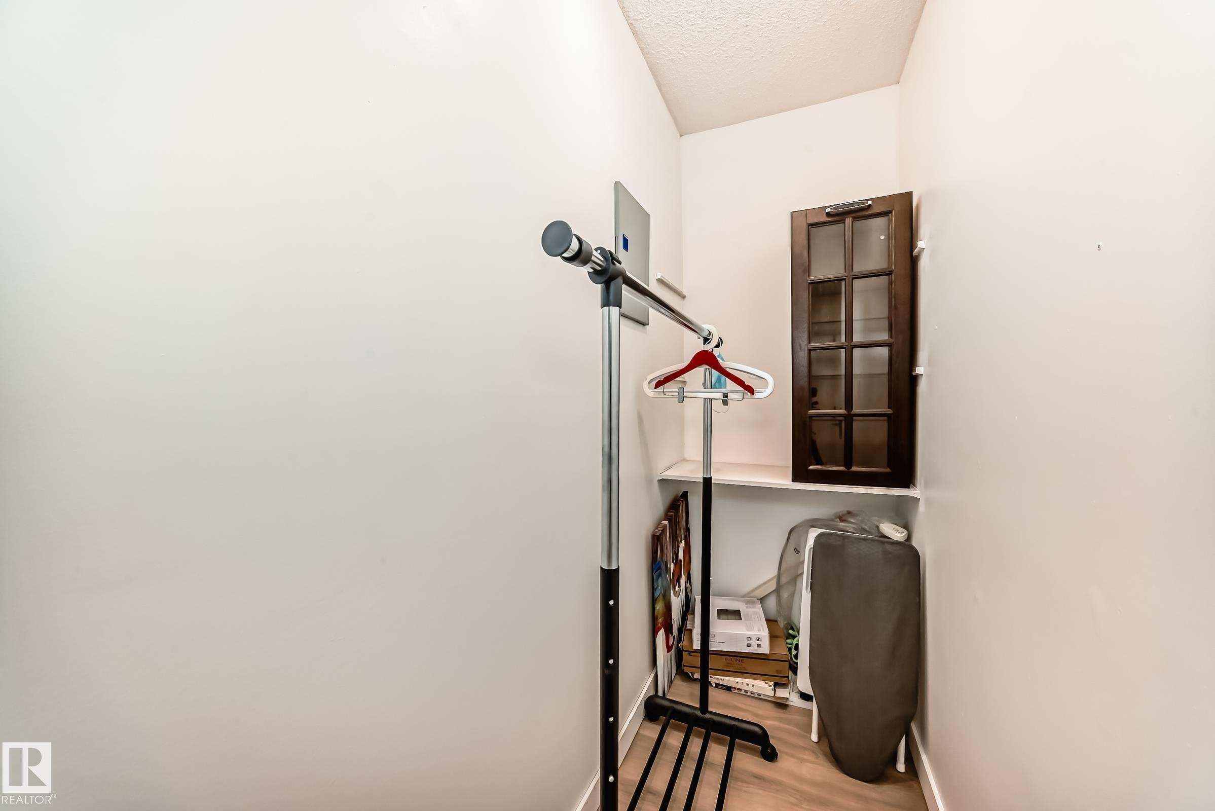 Photo 8 at G3 - 10138 116 Street NW, Wîhkwêntôwin, Edmonton