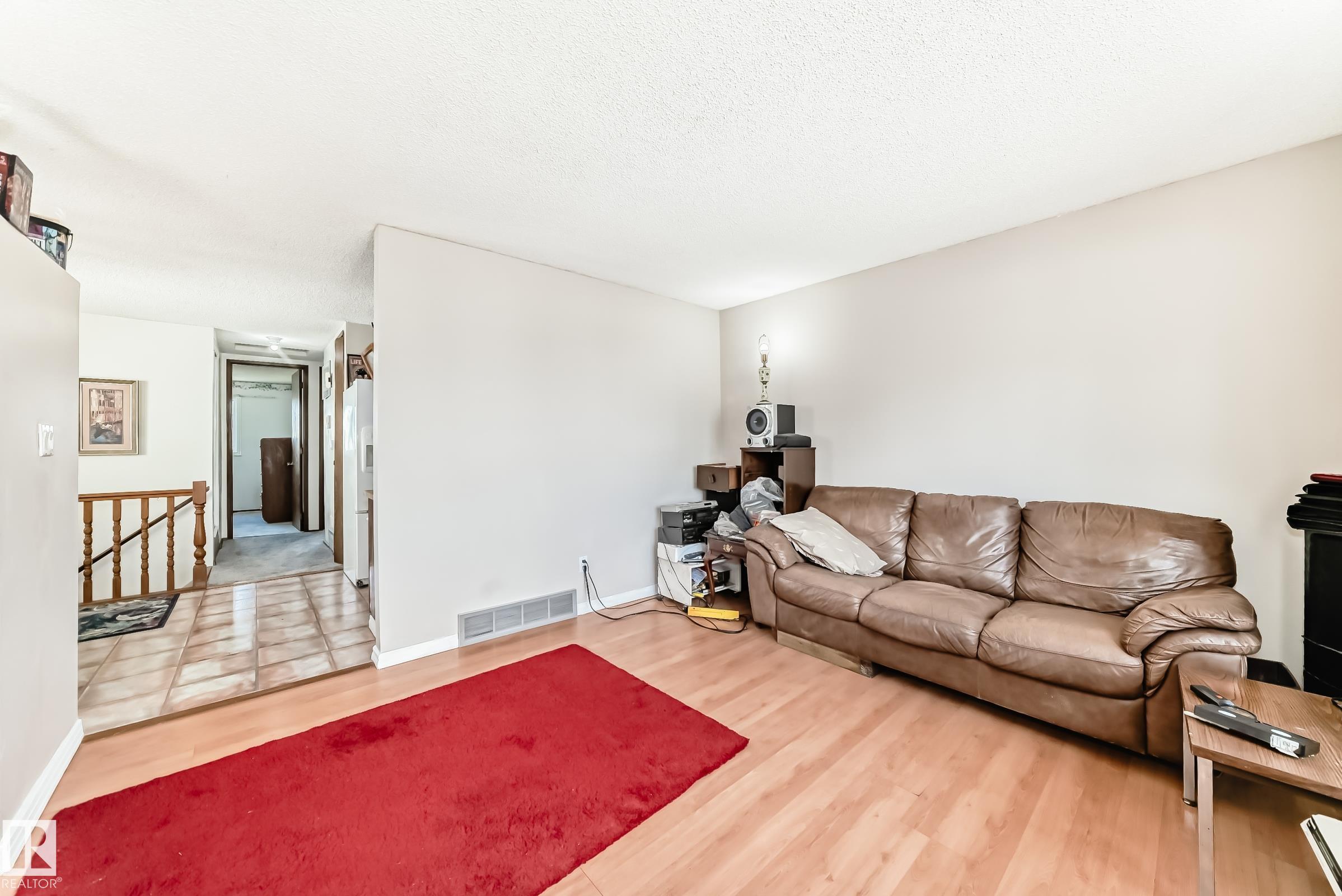 10603 98 Avenue, Morinville