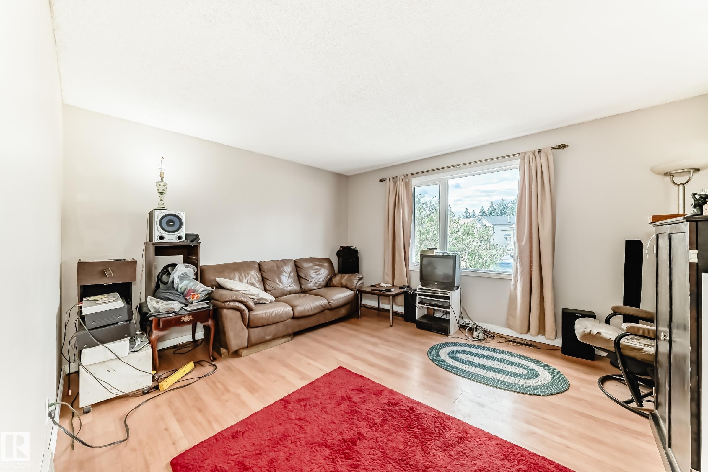 10603 98 Avenue, Morinville