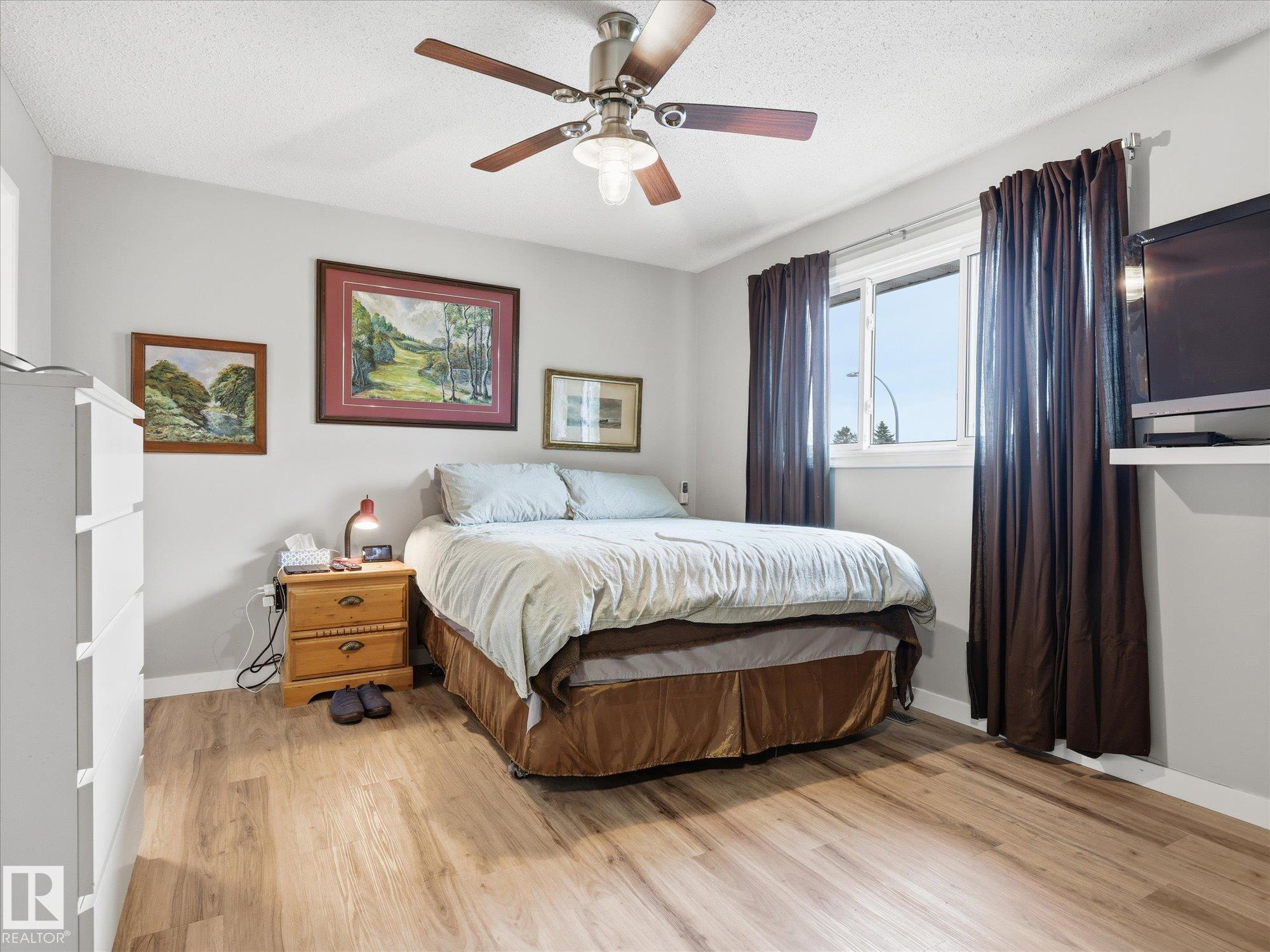 Photo 15 at 18627 62a Avenue NW, Ormsby Place, Edmonton