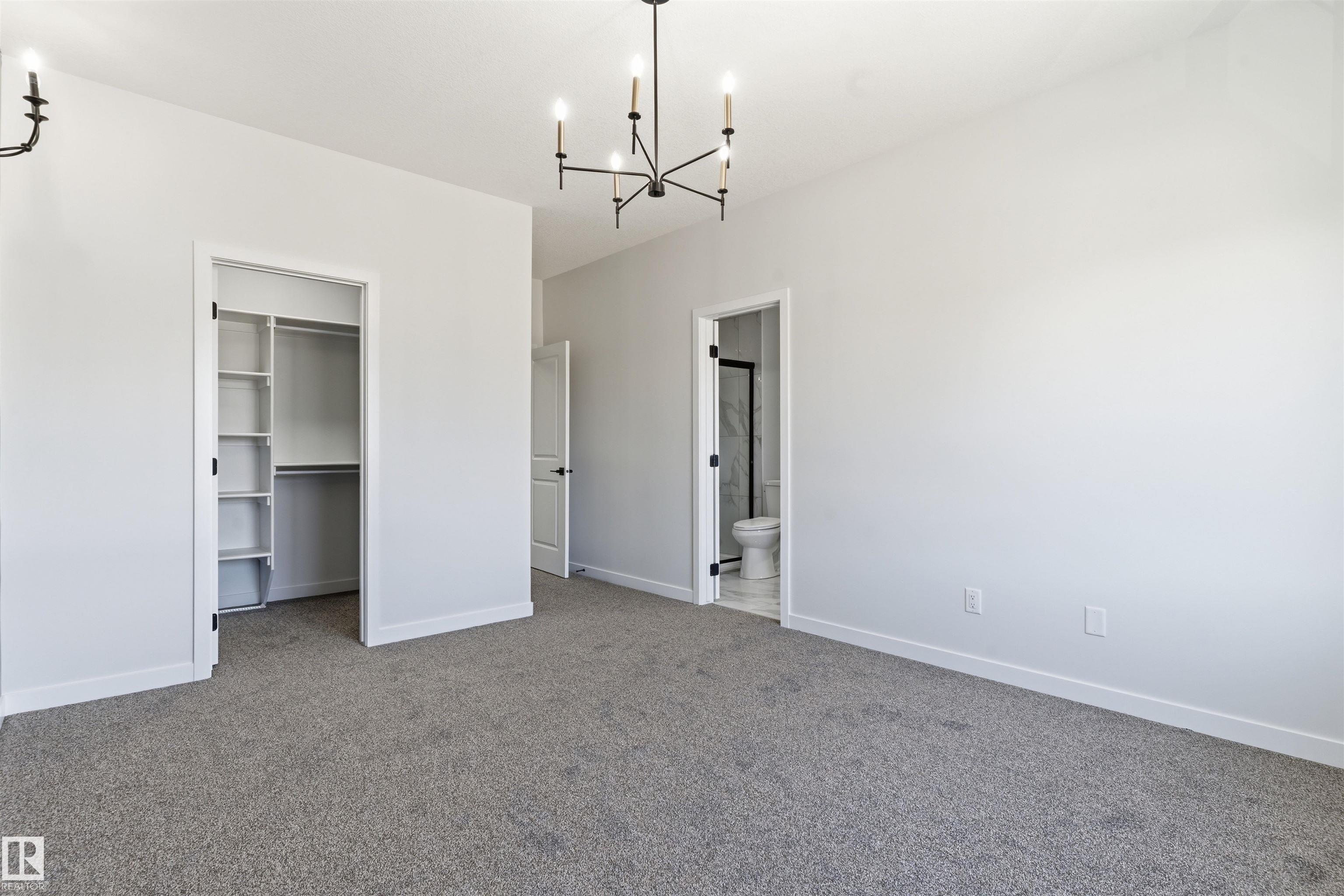https://zimg.paragon.ice.com/ParagonImages/Property/PM/RAE/225402267/12/0/0/c24e7ad723818b823a41d5686153a053/1/02bcf271bfd4de7e5f5d7c3a27f80b32/225402267-bd04888a-a8fd-4e81-873f-16c082ccc776.JPG