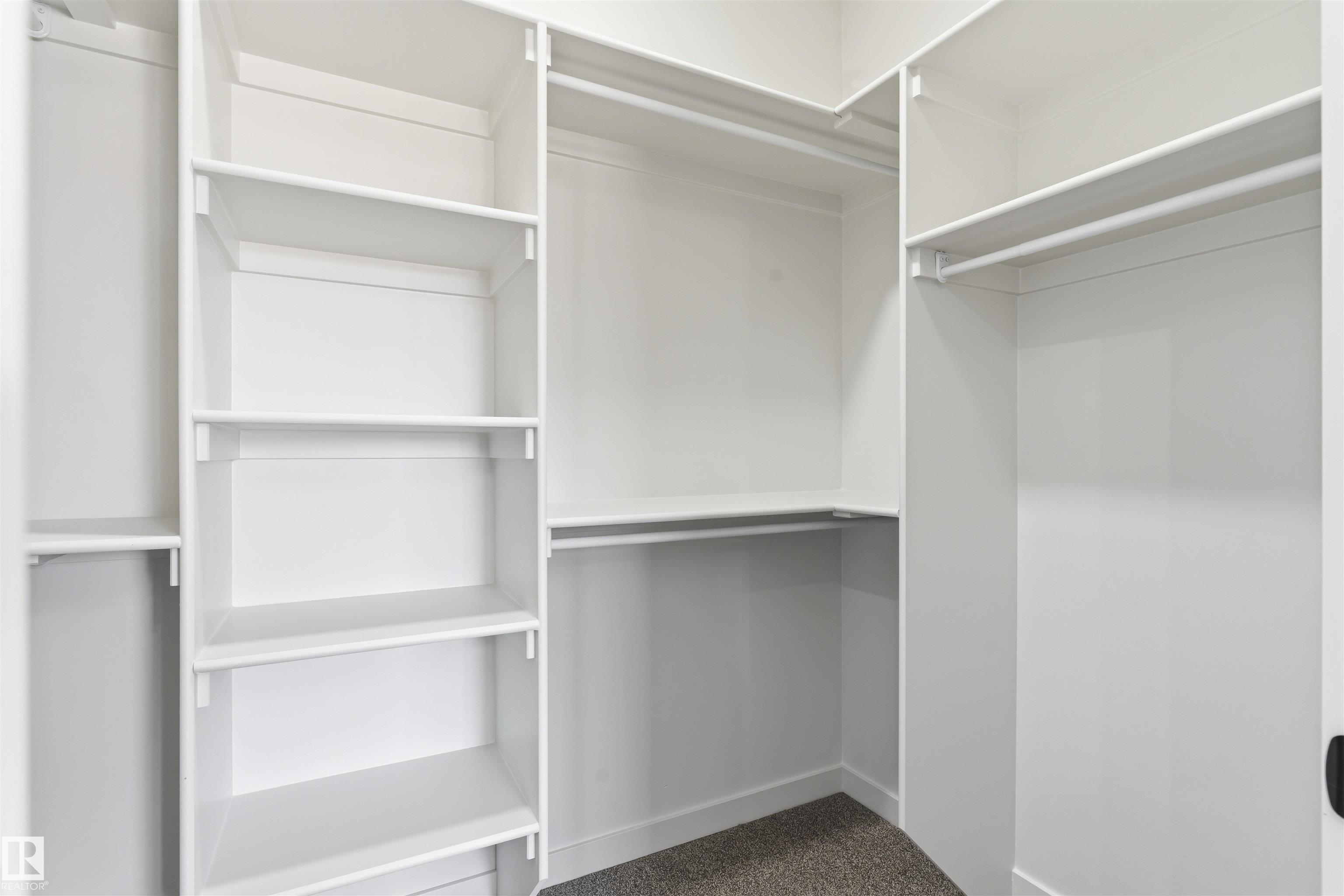 https://zimg.paragon.ice.com/ParagonImages/Property/PM/RAE/225402267/18/0/0/49213ea65f19a8c7ccd3cd47ca001613/1/02bcf271bfd4de7e5f5d7c3a27f80b32/225402267-a2b66c72-1e4d-4b88-acf8-f646a210f5aa.JPG