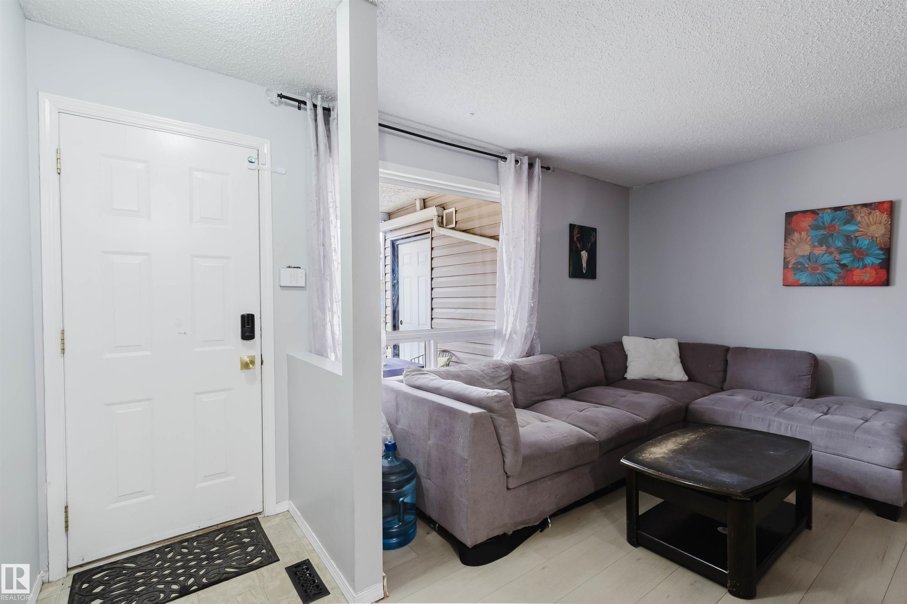 15017 26 Street NW, Fraser, Edmonton