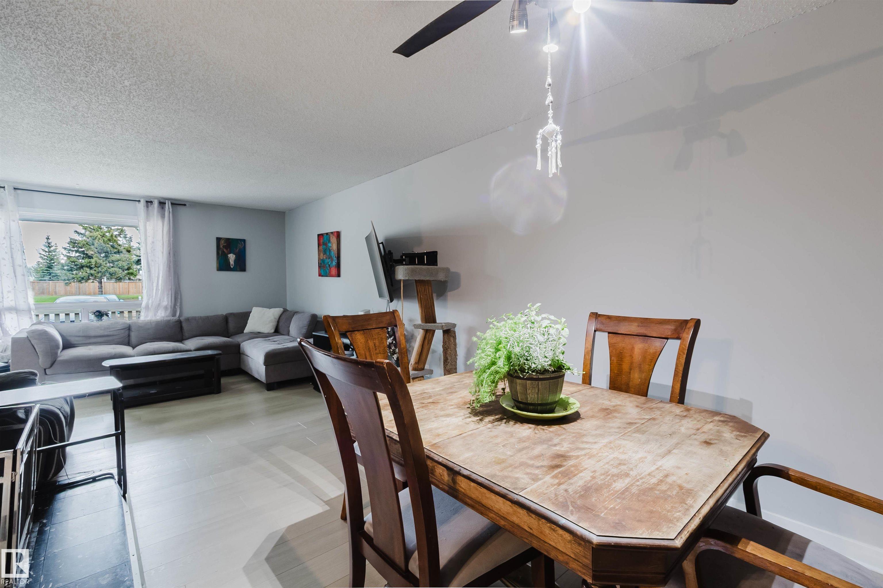 Photo 10 at 15017 26 Street NW, Fraser, Edmonton