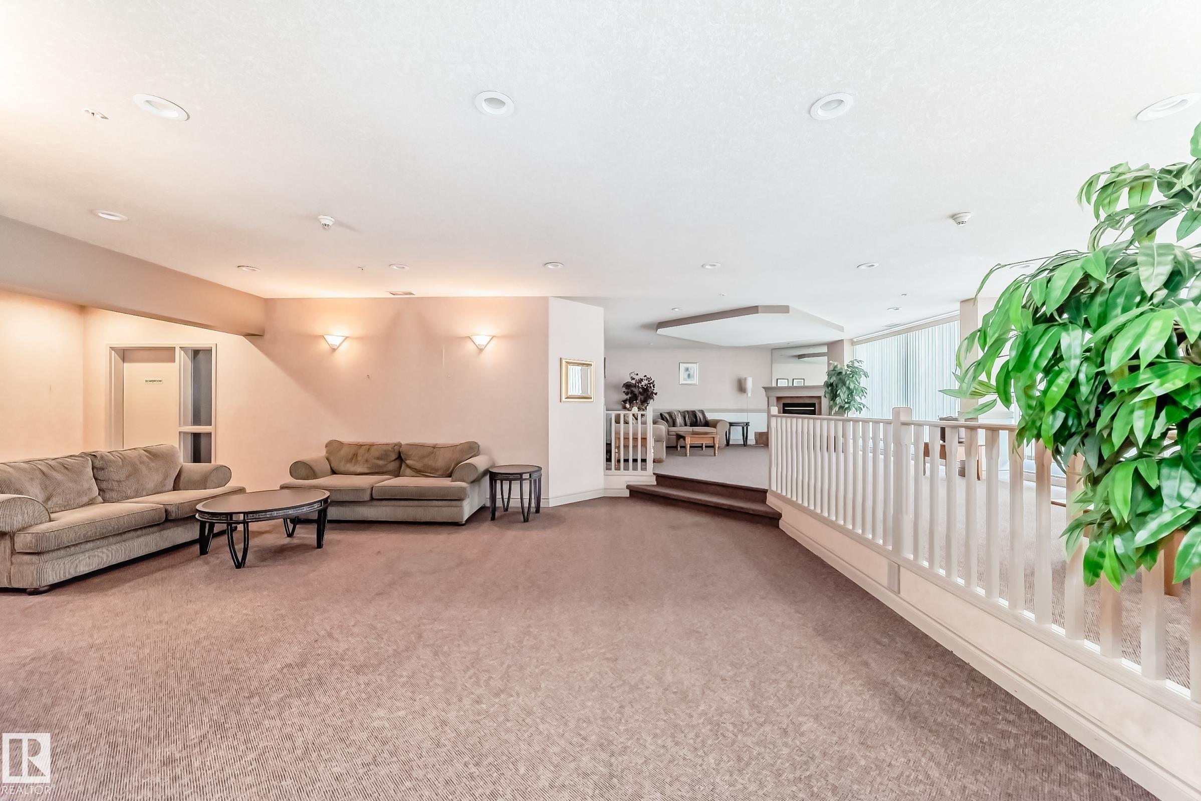 Photo 22 at 601 - 9919 105 Street NW, Downtown, Edmonton