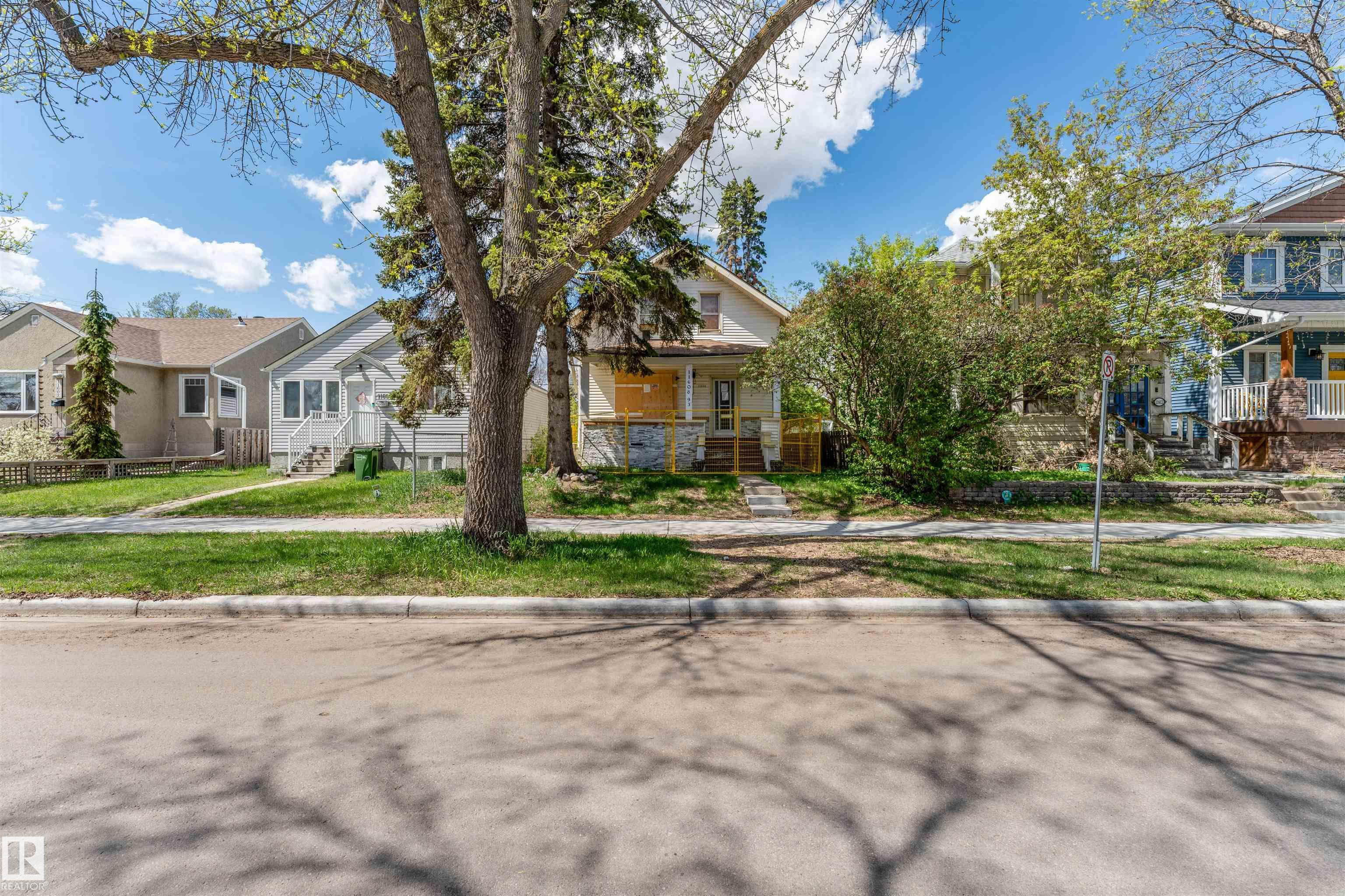 Photo 15 at 11608 93 Street NW, Alberta Avenue, Edmonton
