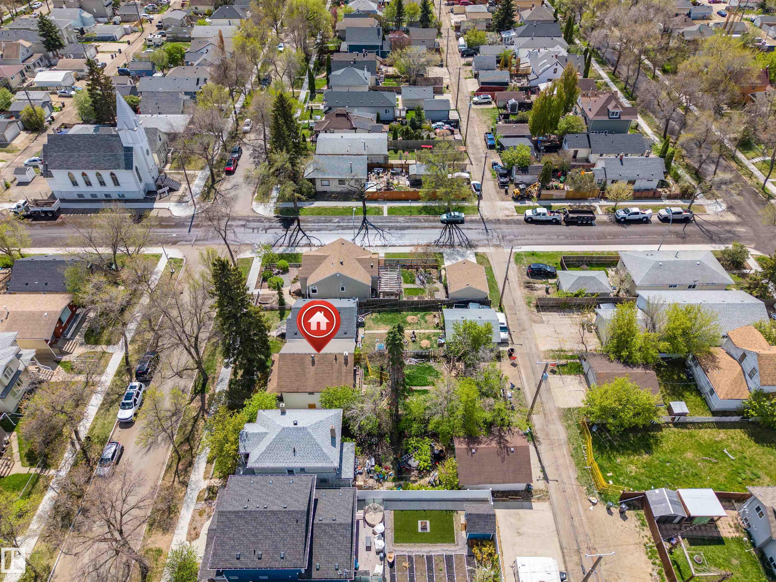 Photo 19 at 11608 93 Street NW, Alberta Avenue, Edmonton