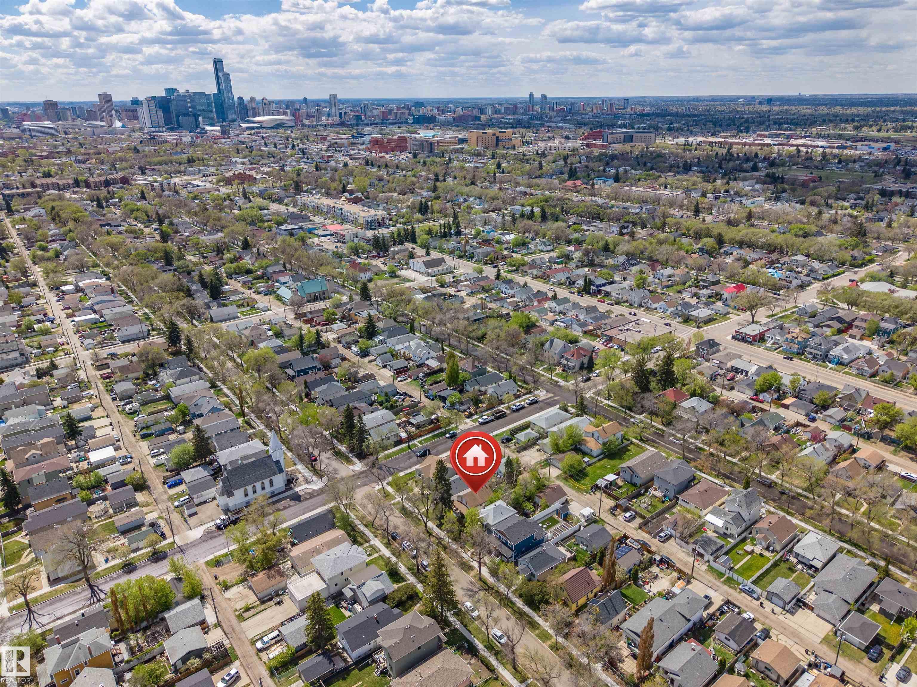 Photo 30 at 11608 93 Street NW, Alberta Avenue, Edmonton