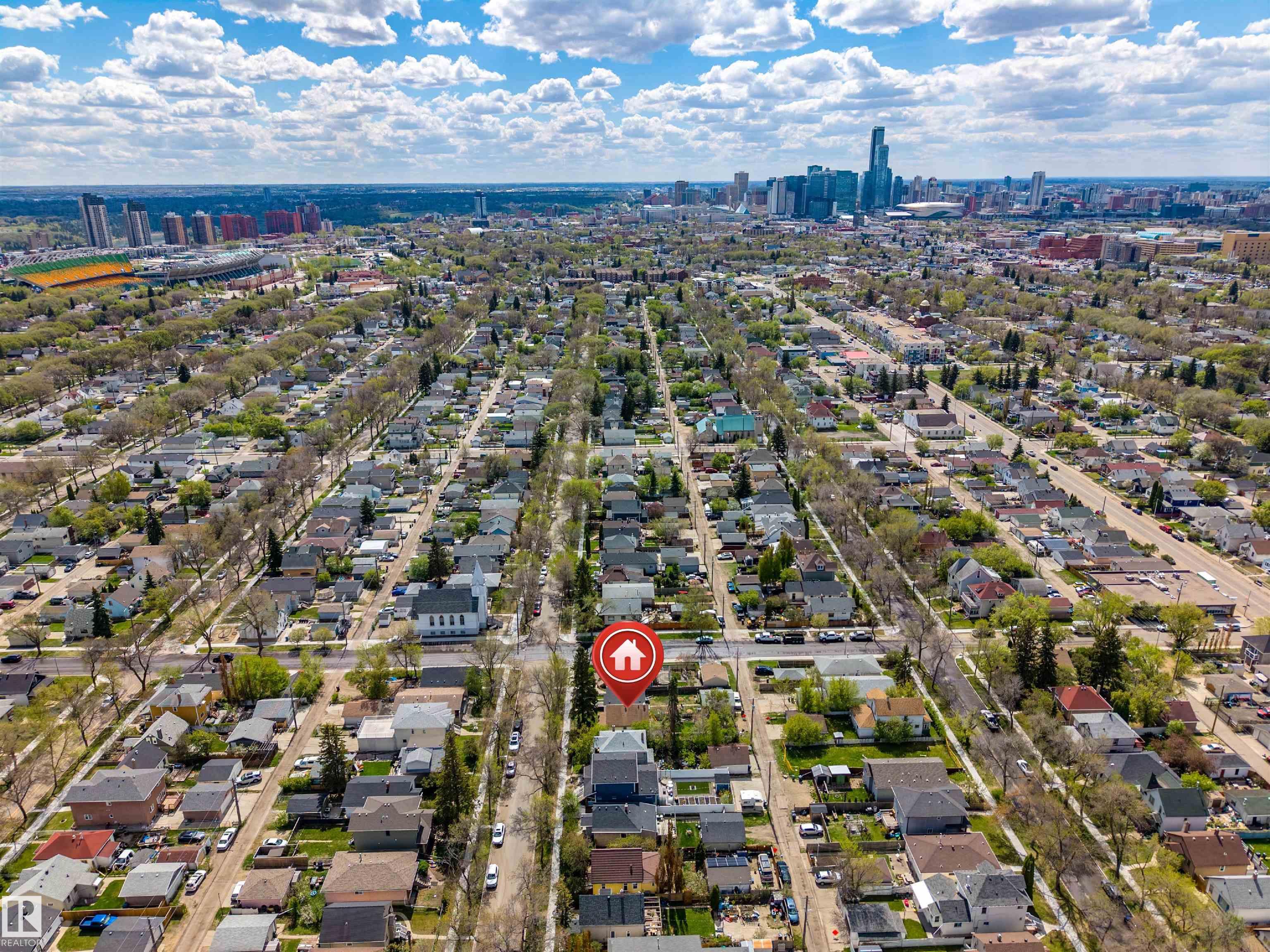 Photo 31 at 11608 93 Street NW, Alberta Avenue, Edmonton