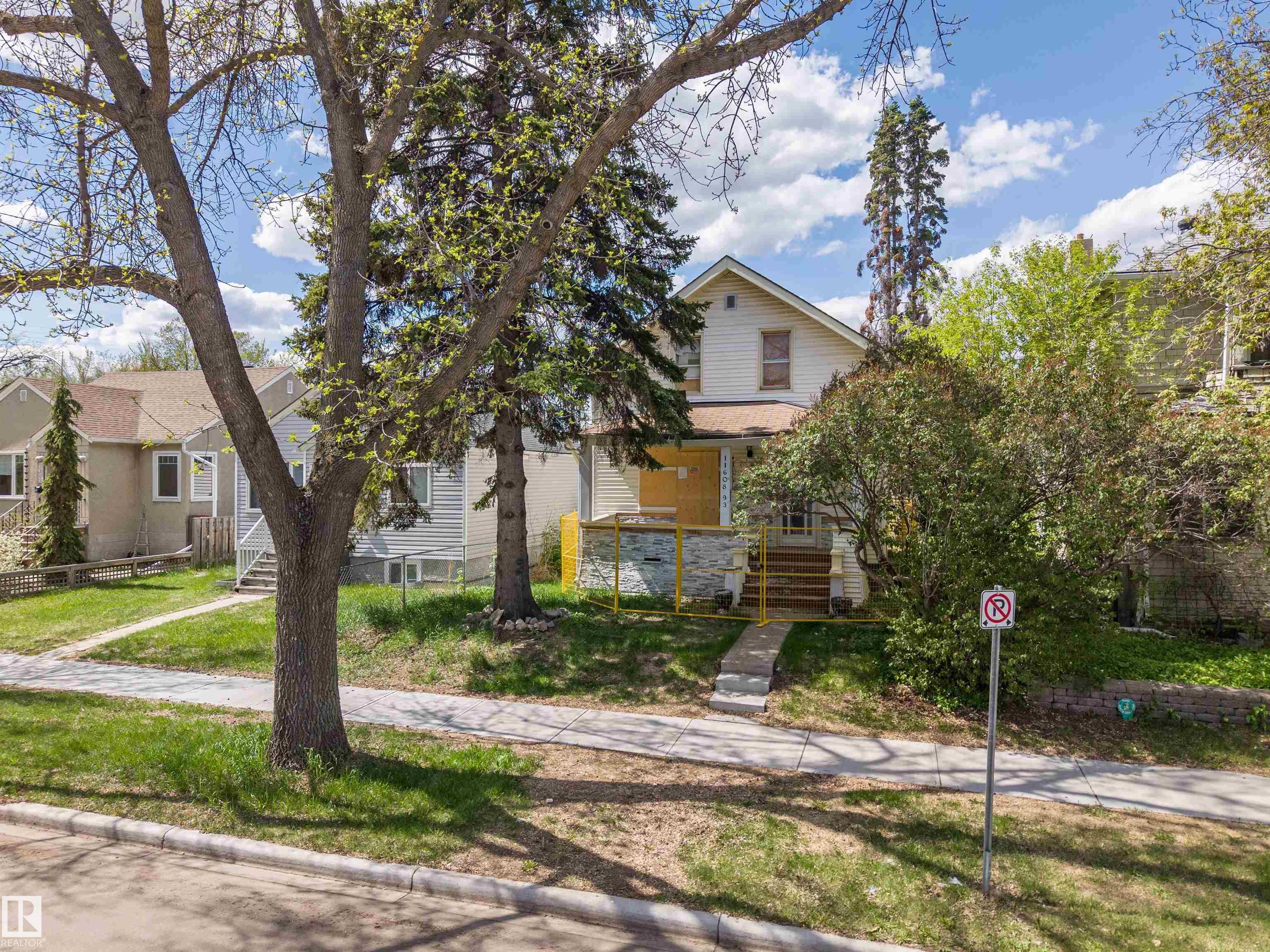 Photo 34 at 11608 93 Street NW, Alberta Avenue, Edmonton