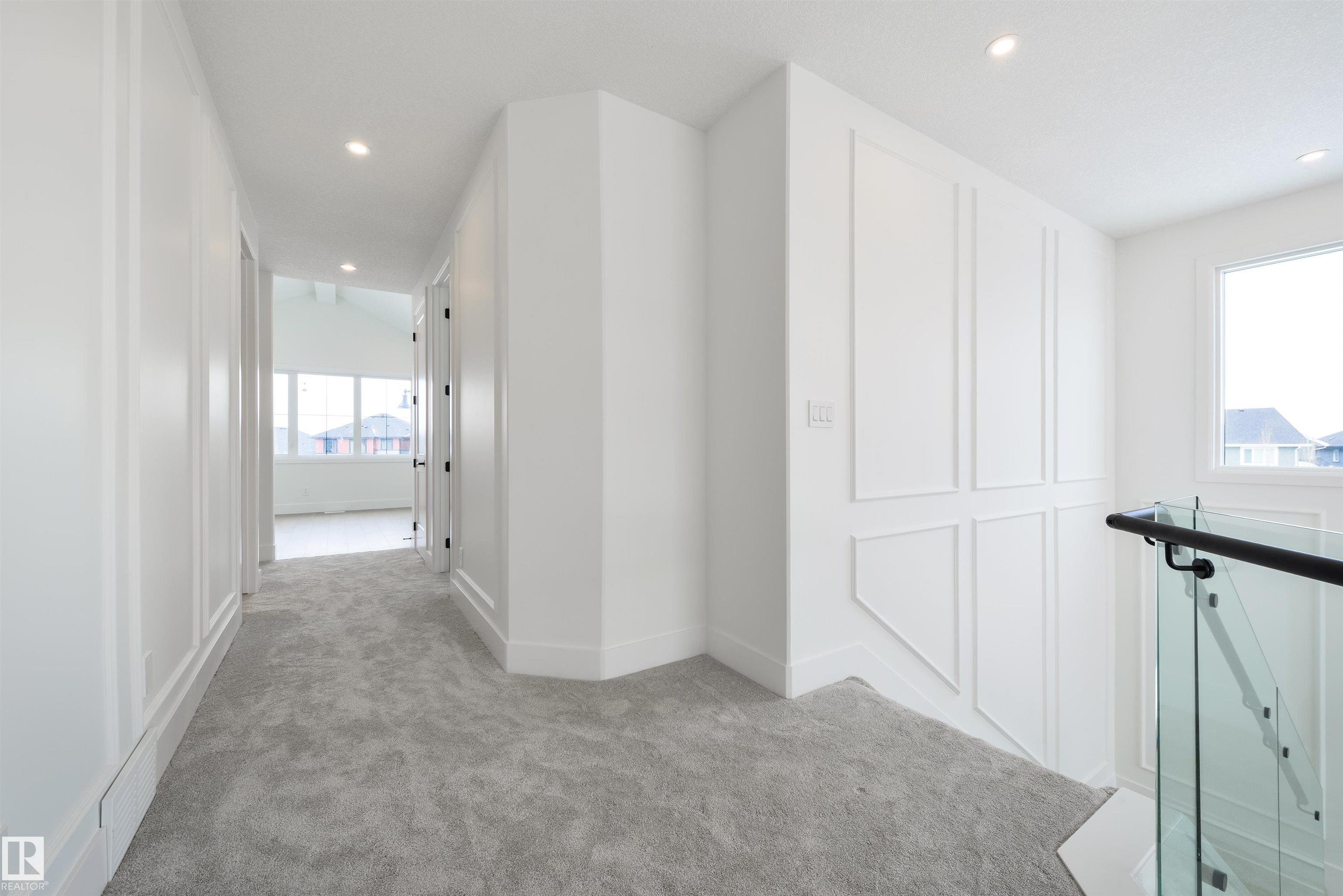 https://zimg.paragon.ice.com/ParagonImages/Property/PM/RAE/225402279/27/0/0/89fd35317ec3f07d8c69f4c7ab66a9f9/1/7ae617c9e637b9678027afb36f547631/225402279-acfaf315-dba1-4fbd-b943-a43b57831d69.JPG