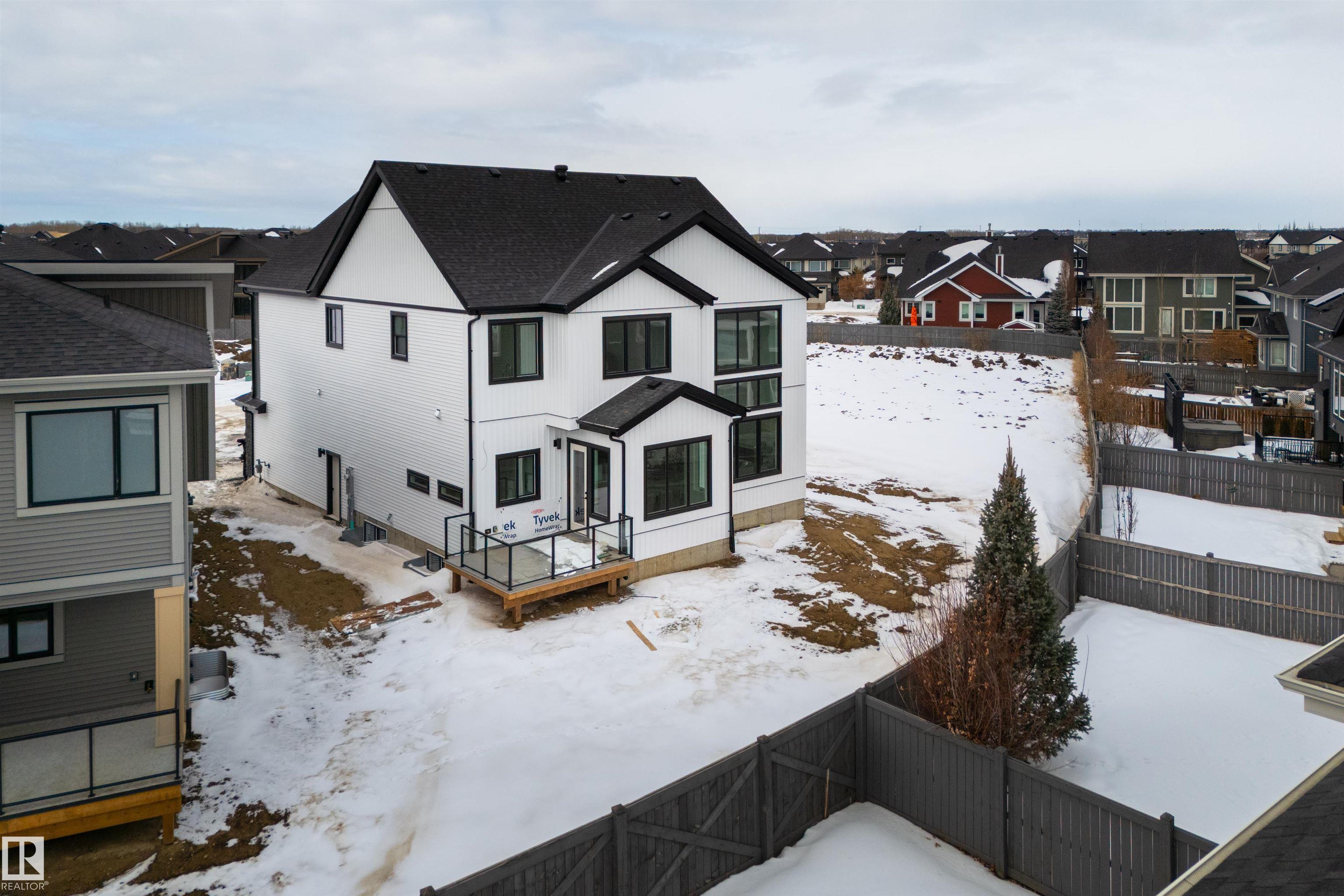 https://zimg.paragon.ice.com/ParagonImages/Property/PM/RAE/225402279/54/0/0/0ceca738b040e59794b2e825394e9bfb/1/7ae617c9e637b9678027afb36f547631/225402279-3a70b15c-1c73-4817-8055-96aa509d6642.JPG