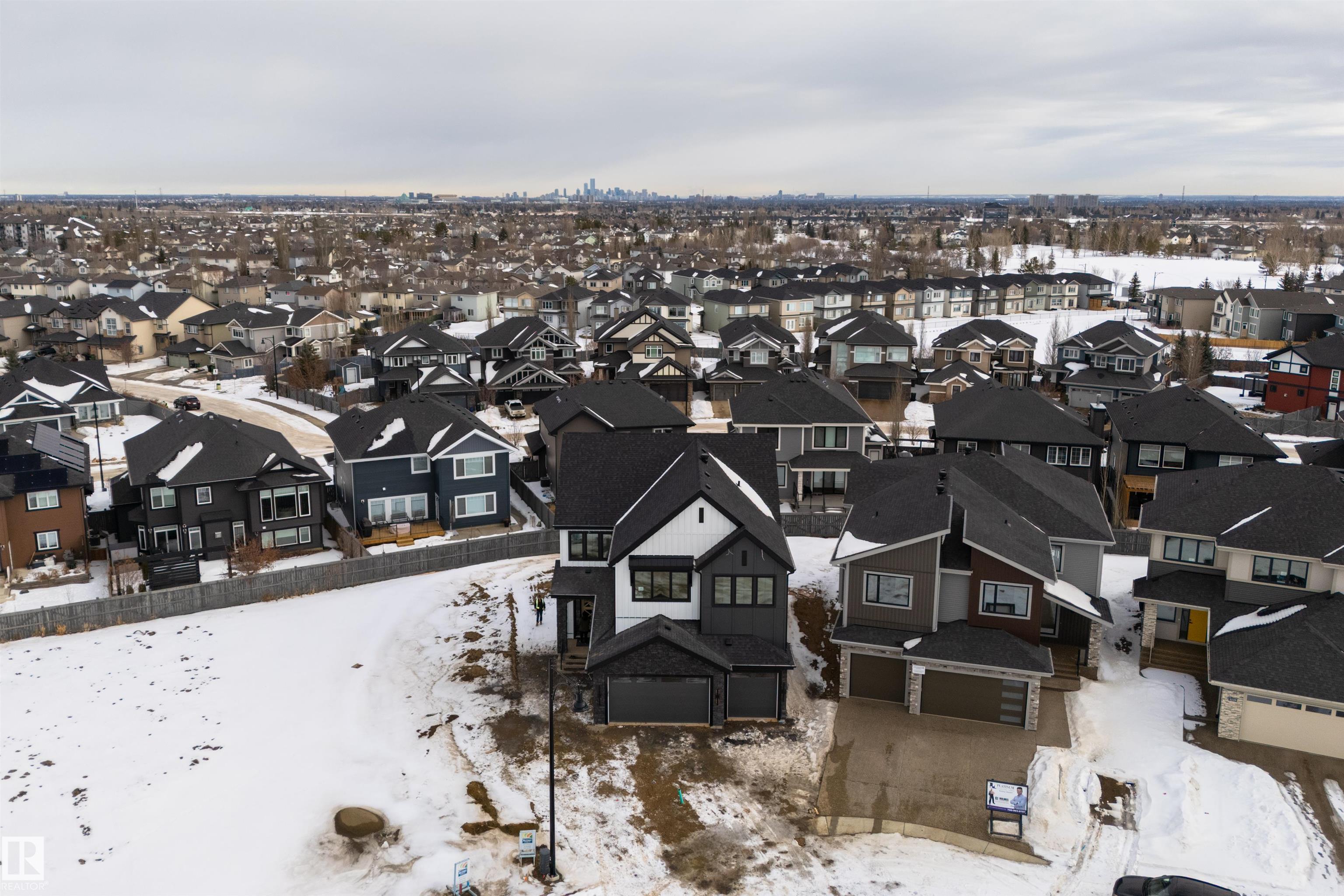 https://zimg.paragon.ice.com/ParagonImages/Property/PM/RAE/225402279/56/0/0/bd41b783b59c830231d75231f183167c/1/7ae617c9e637b9678027afb36f547631/225402279-2f87ca05-5c03-41d2-adef-7d6448735d6b.JPG