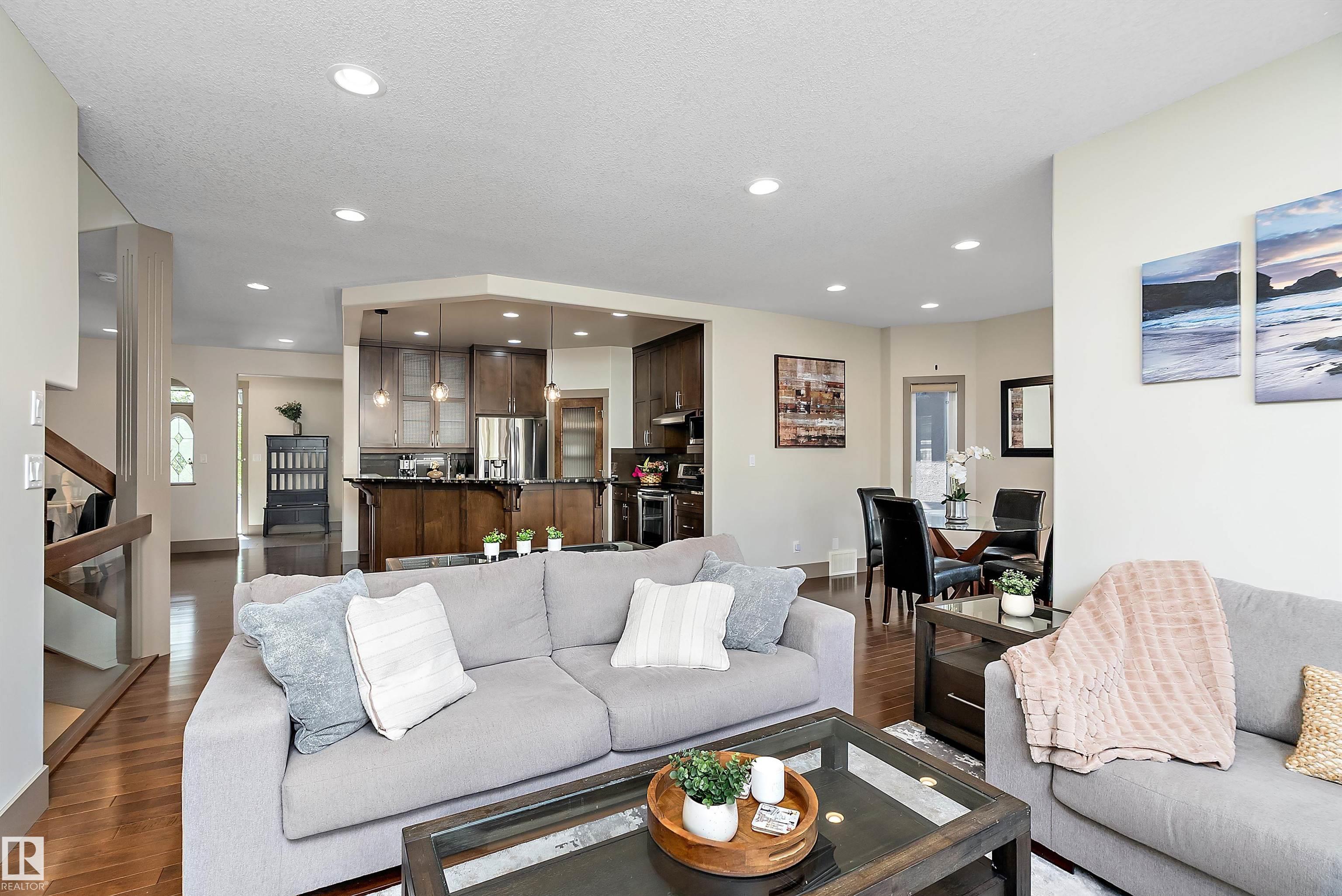 Photo 21 at 6411 Mann Court NW, MacTaggart, Edmonton
