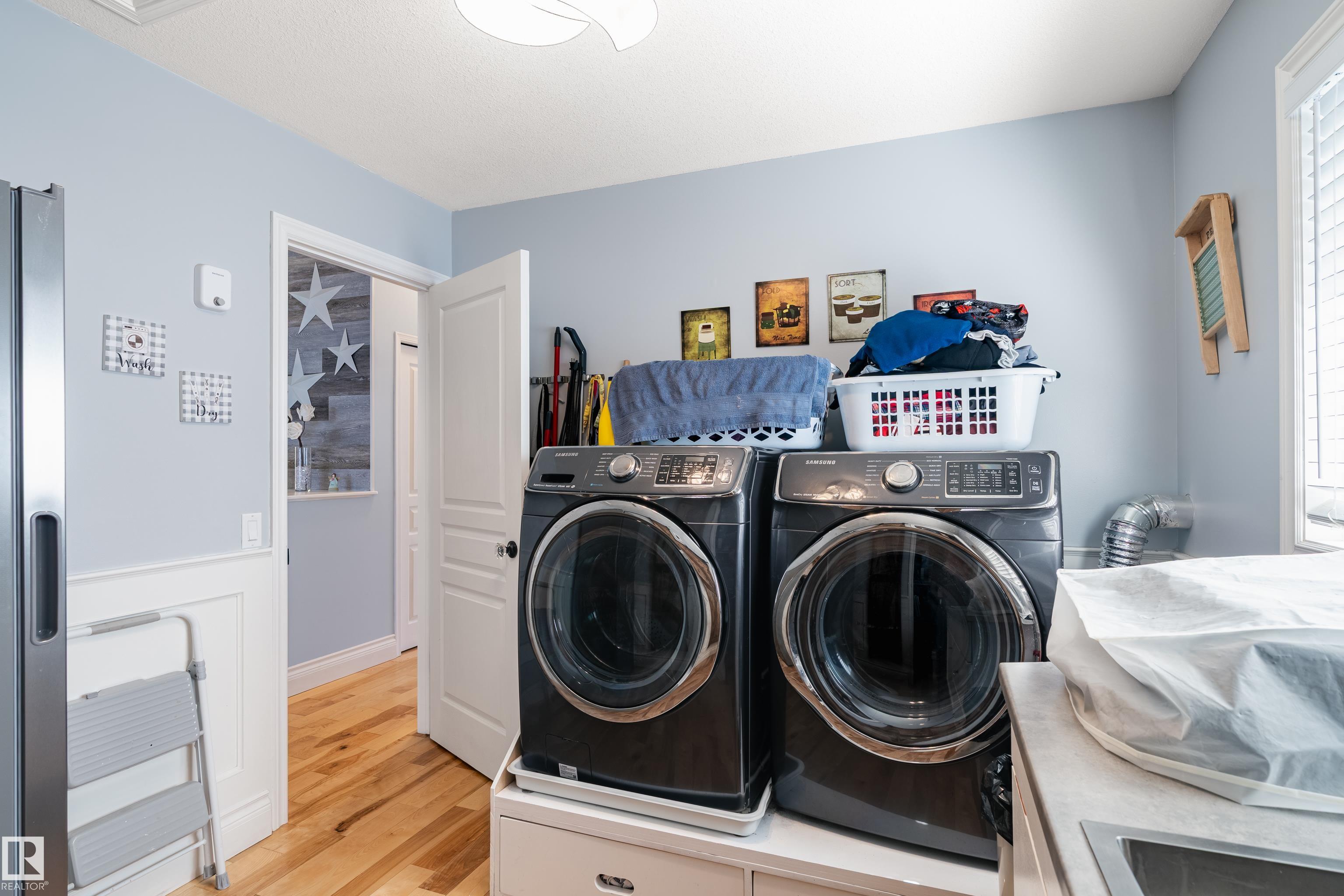 Photo 24 at 141 Bridgeport Boulevard, Bridgeport, Leduc