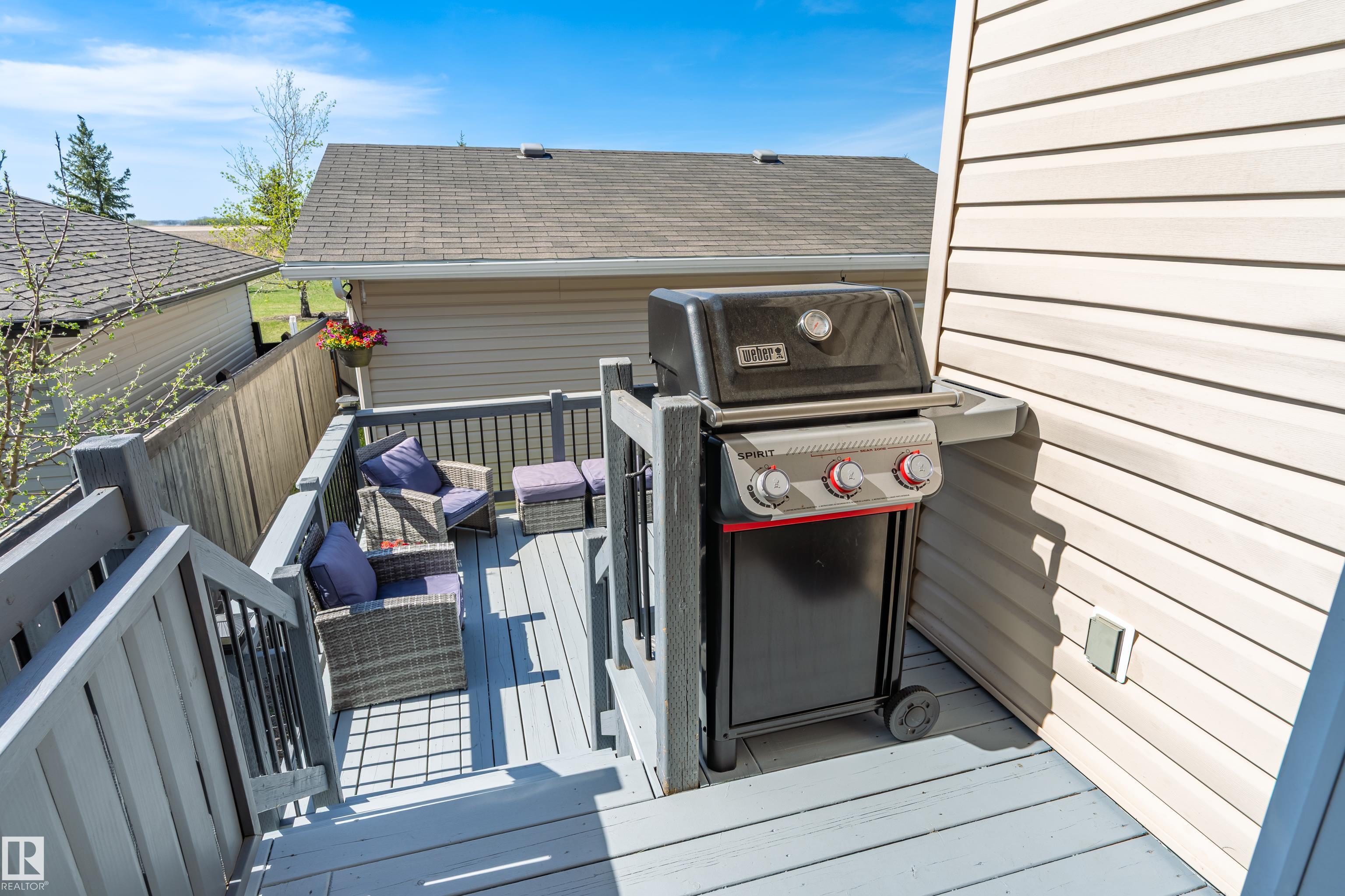 Photo 38 at 141 Bridgeport Boulevard, Bridgeport, Leduc