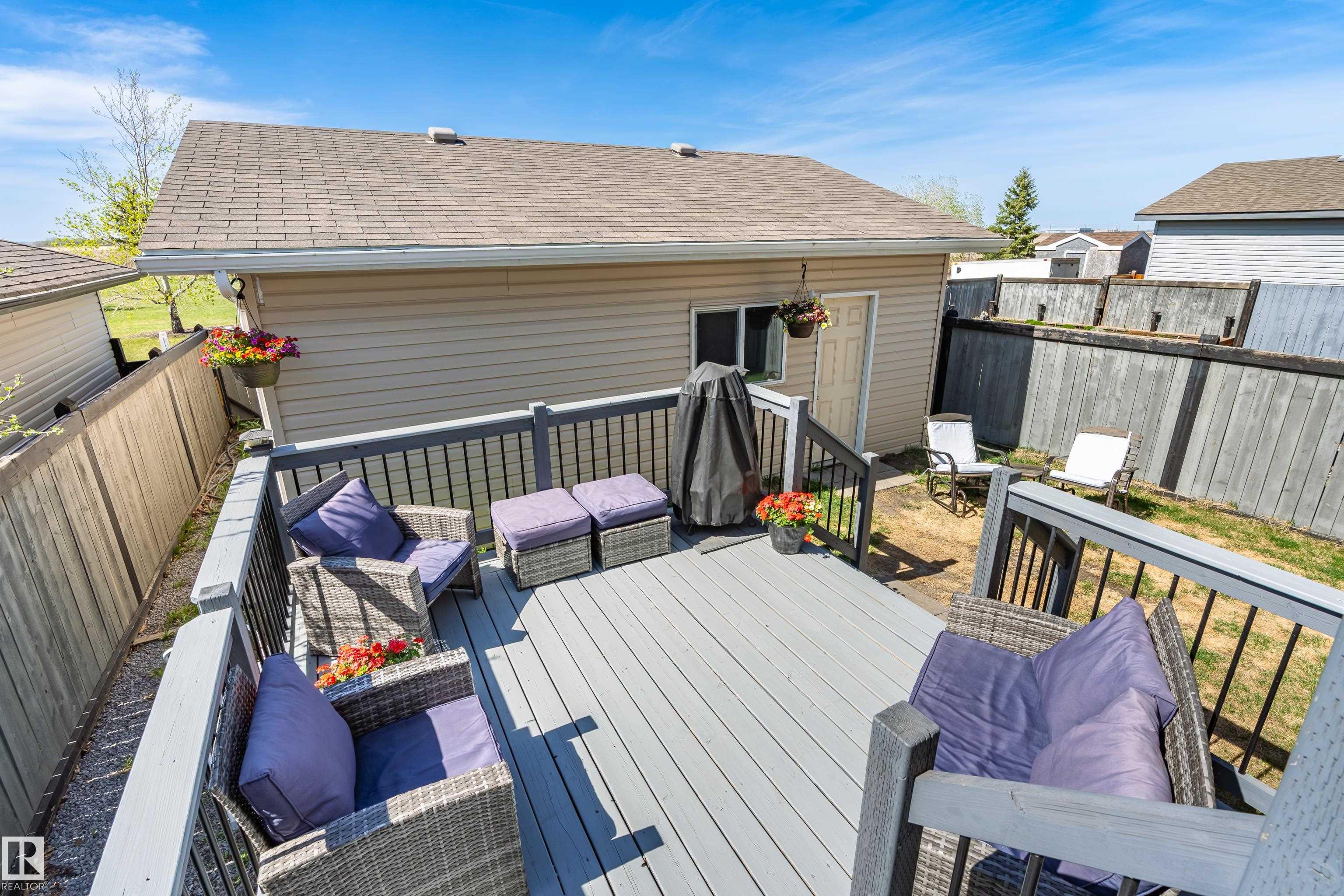 Photo 39 at 141 Bridgeport Boulevard, Bridgeport, Leduc