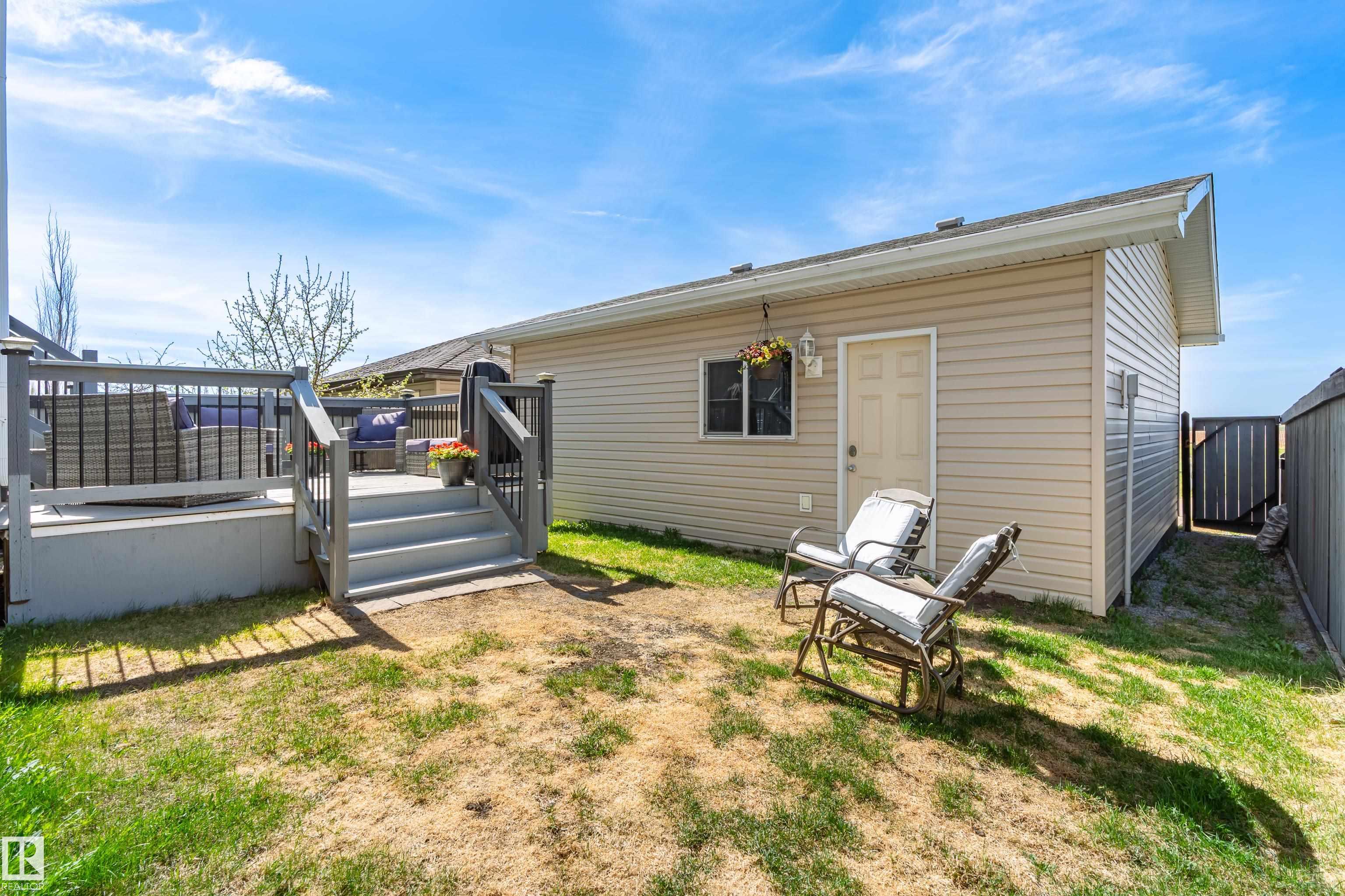 Photo 41 at 141 Bridgeport Boulevard, Bridgeport, Leduc