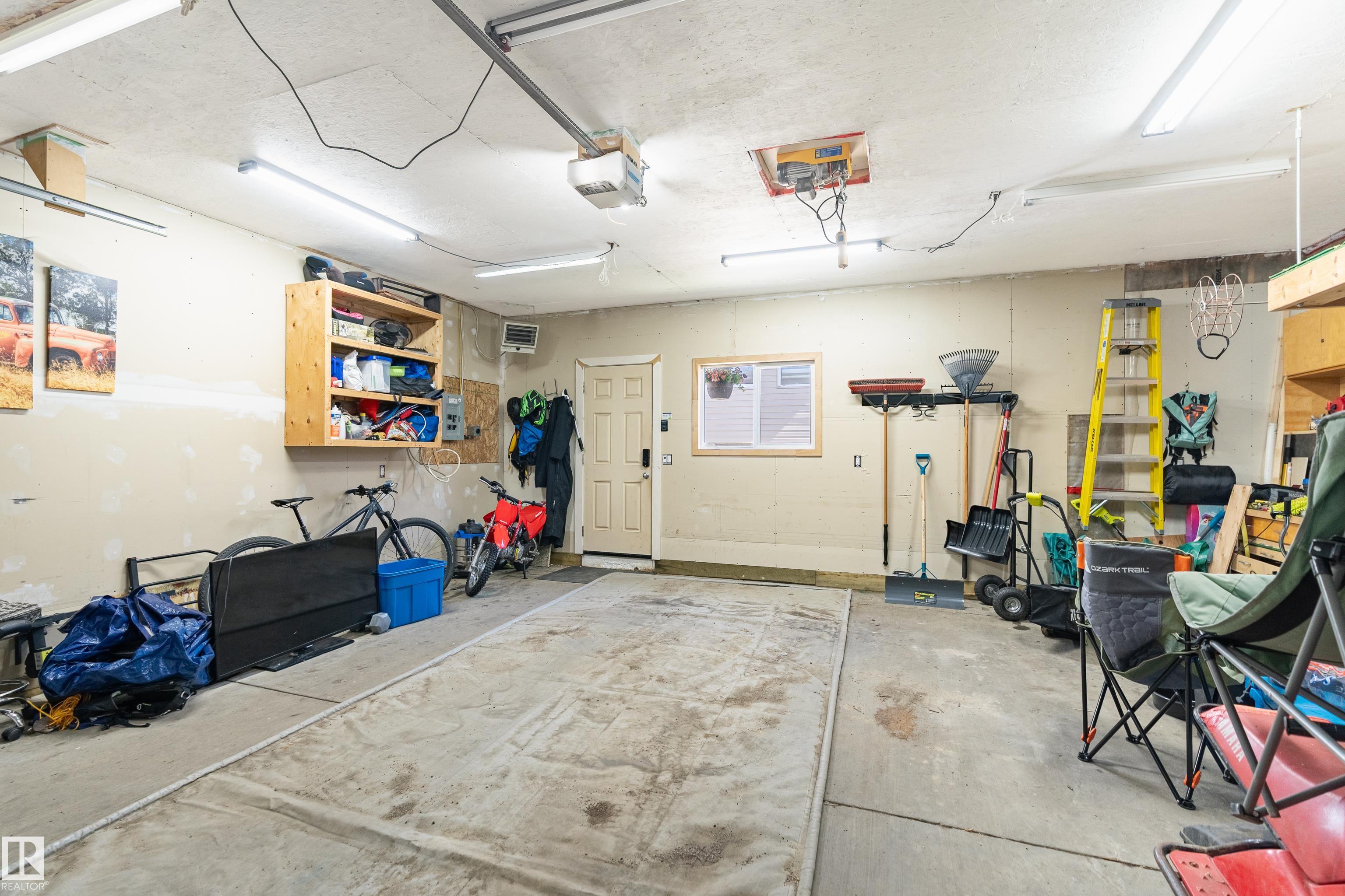 Photo 43 at 141 Bridgeport Boulevard, Bridgeport, Leduc